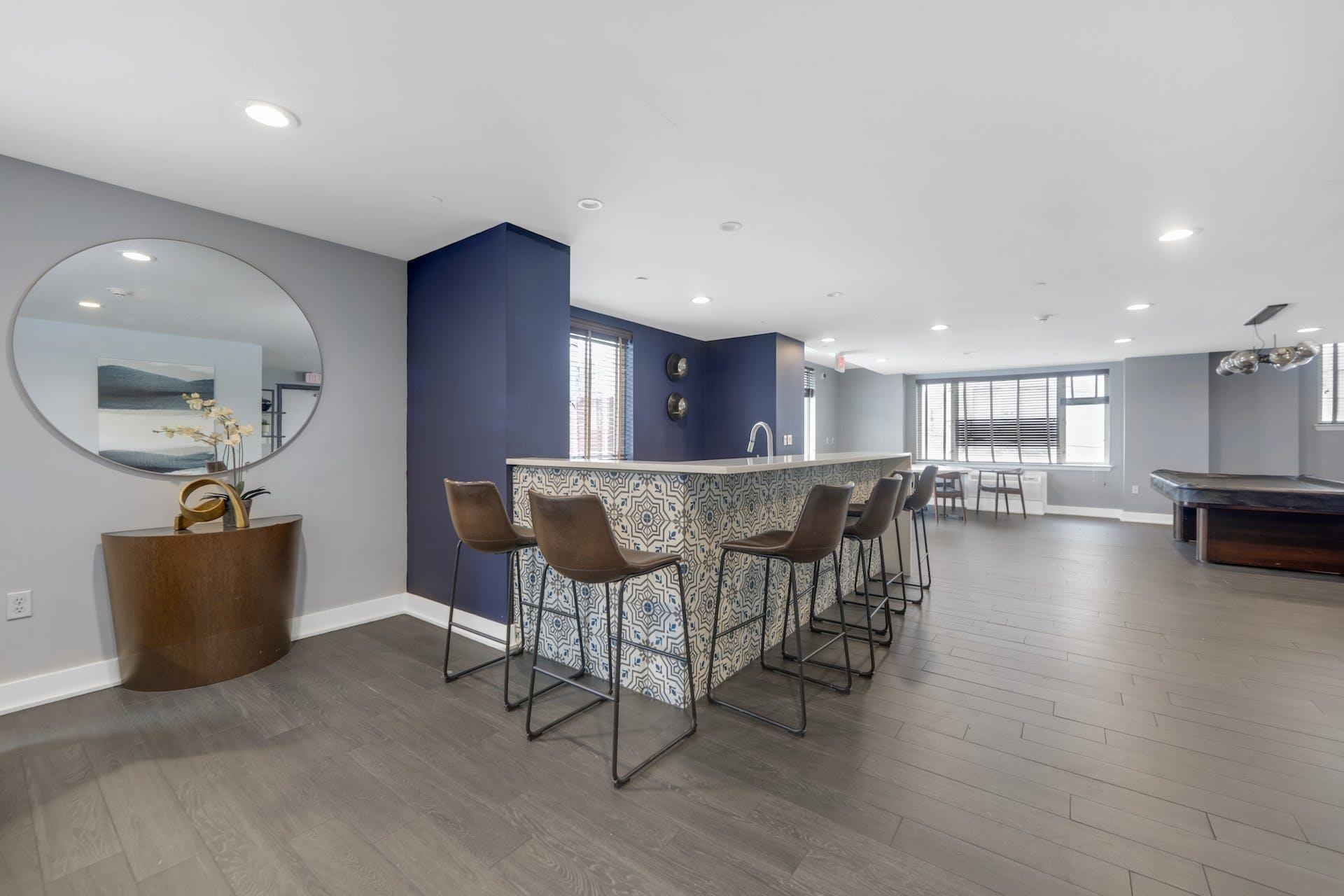 3312 HUDSON AVE Unit: 3K