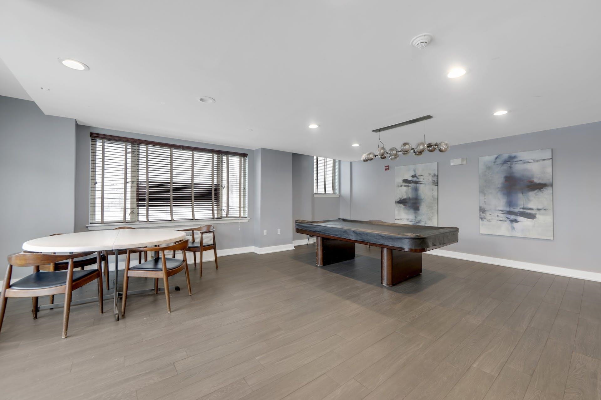 3312 HUDSON AVE Unit: 3K