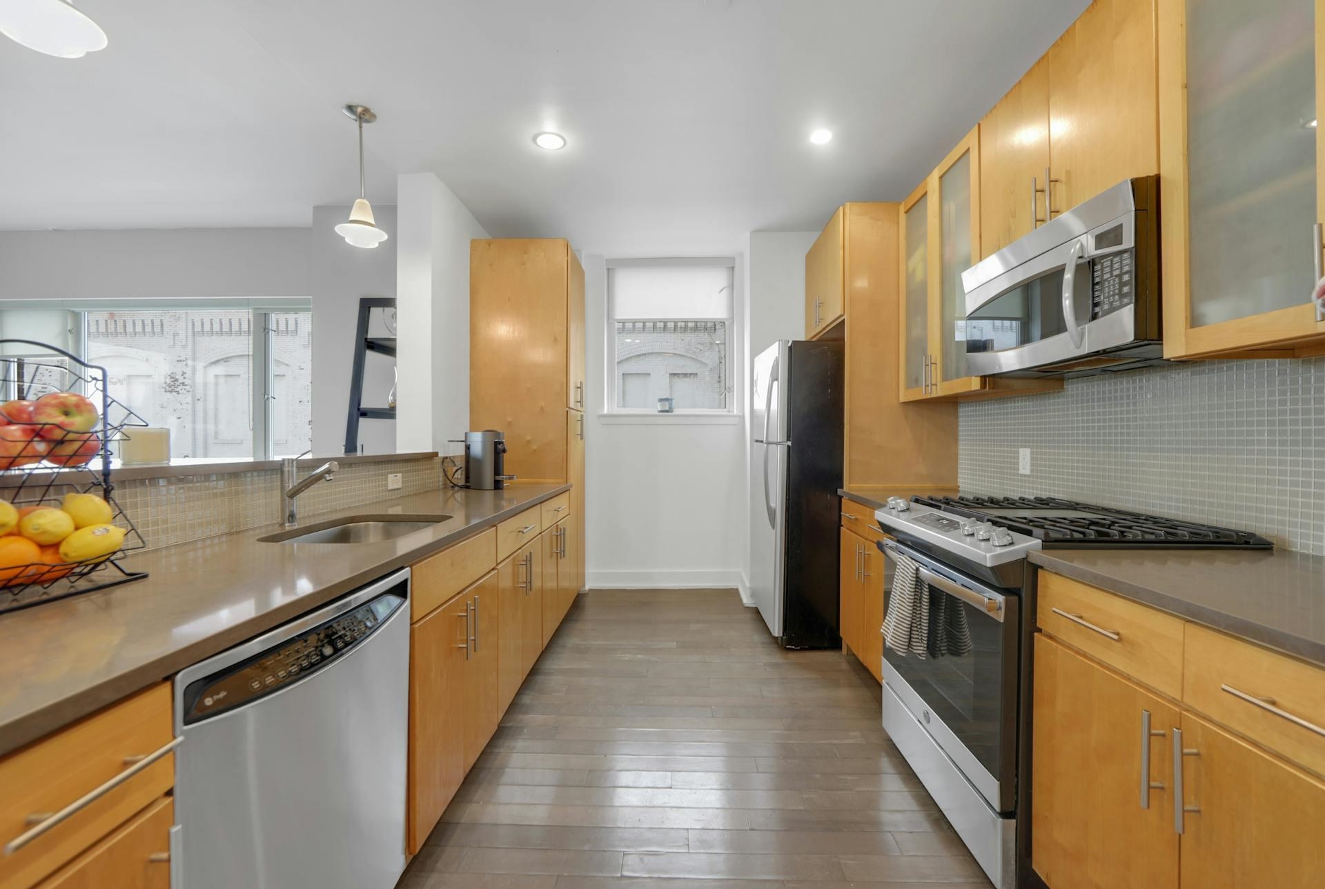 3312 HUDSON AVE Unit: 3K