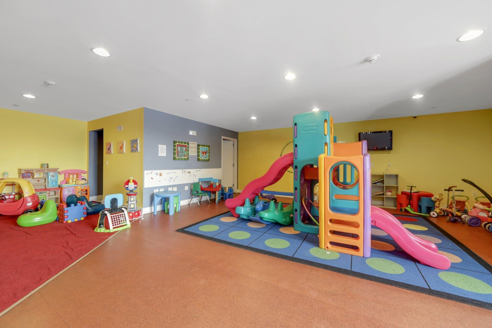 3312 HUDSON AVE Unit: 3K