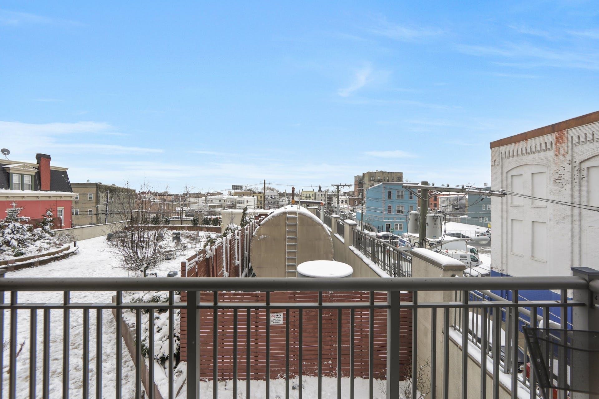 3312 HUDSON AVE Unit: 3K