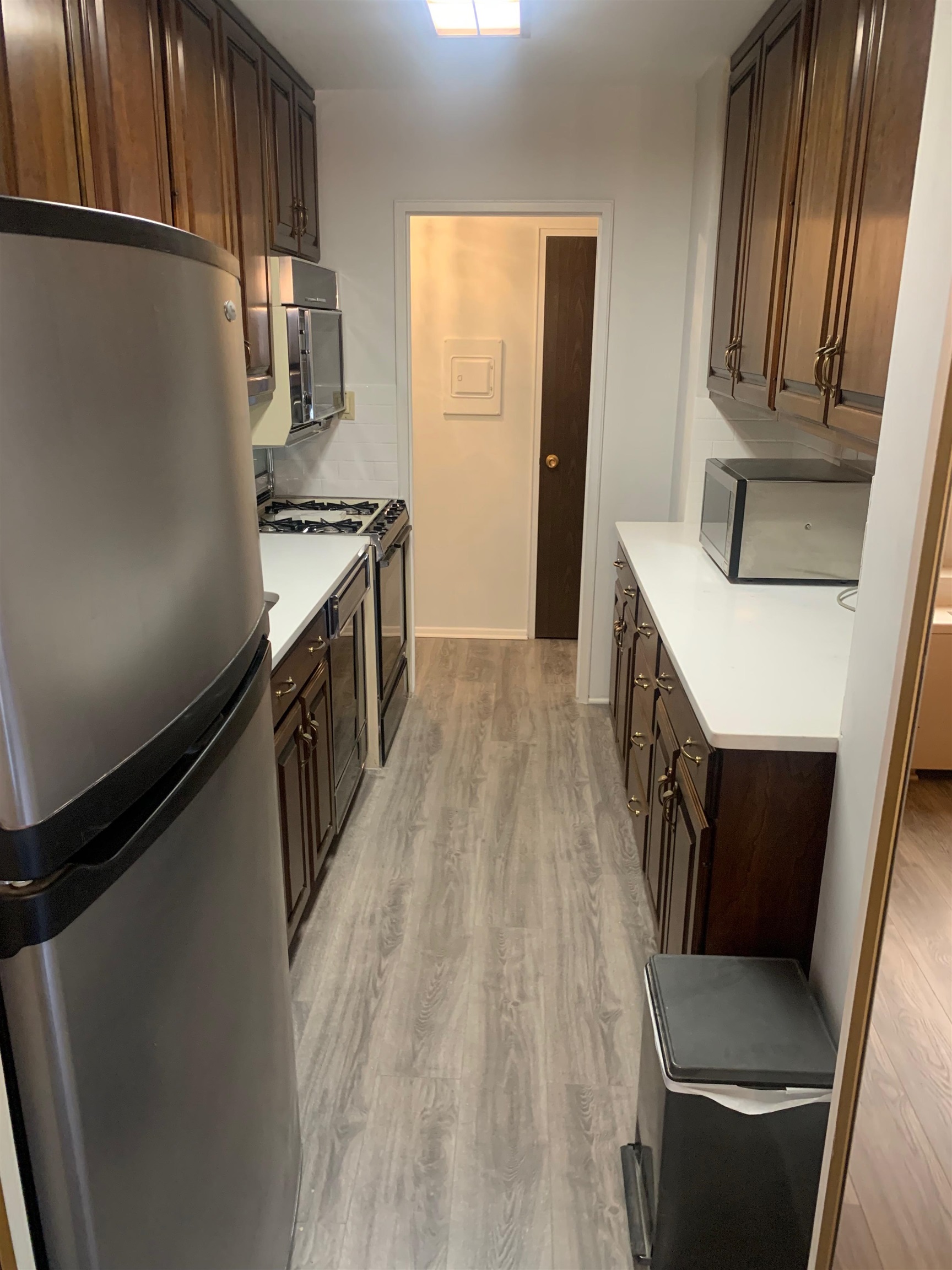 225 ST PAULS AVE Unit: 15L