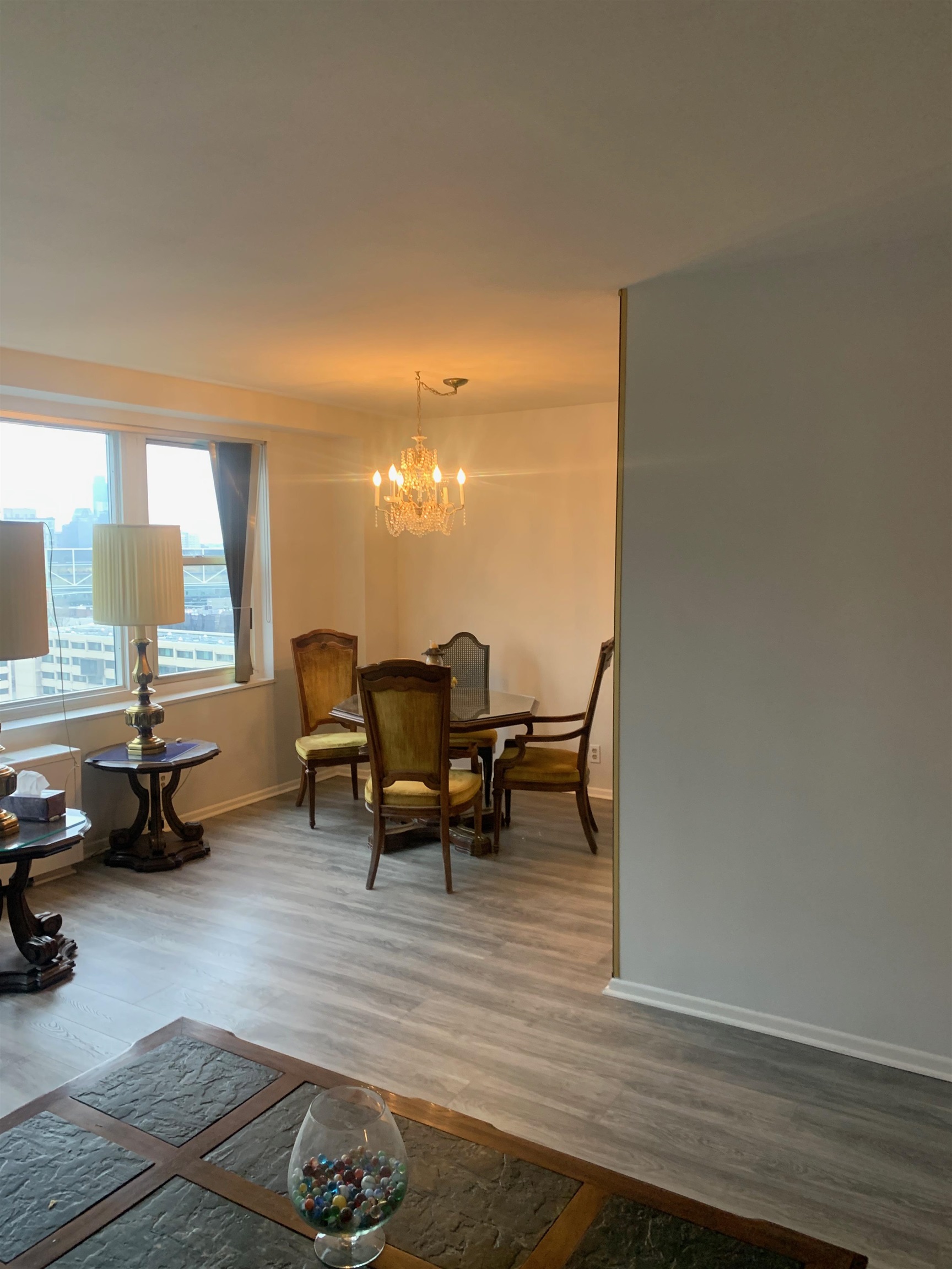 225 ST PAULS AVE Unit: 15L