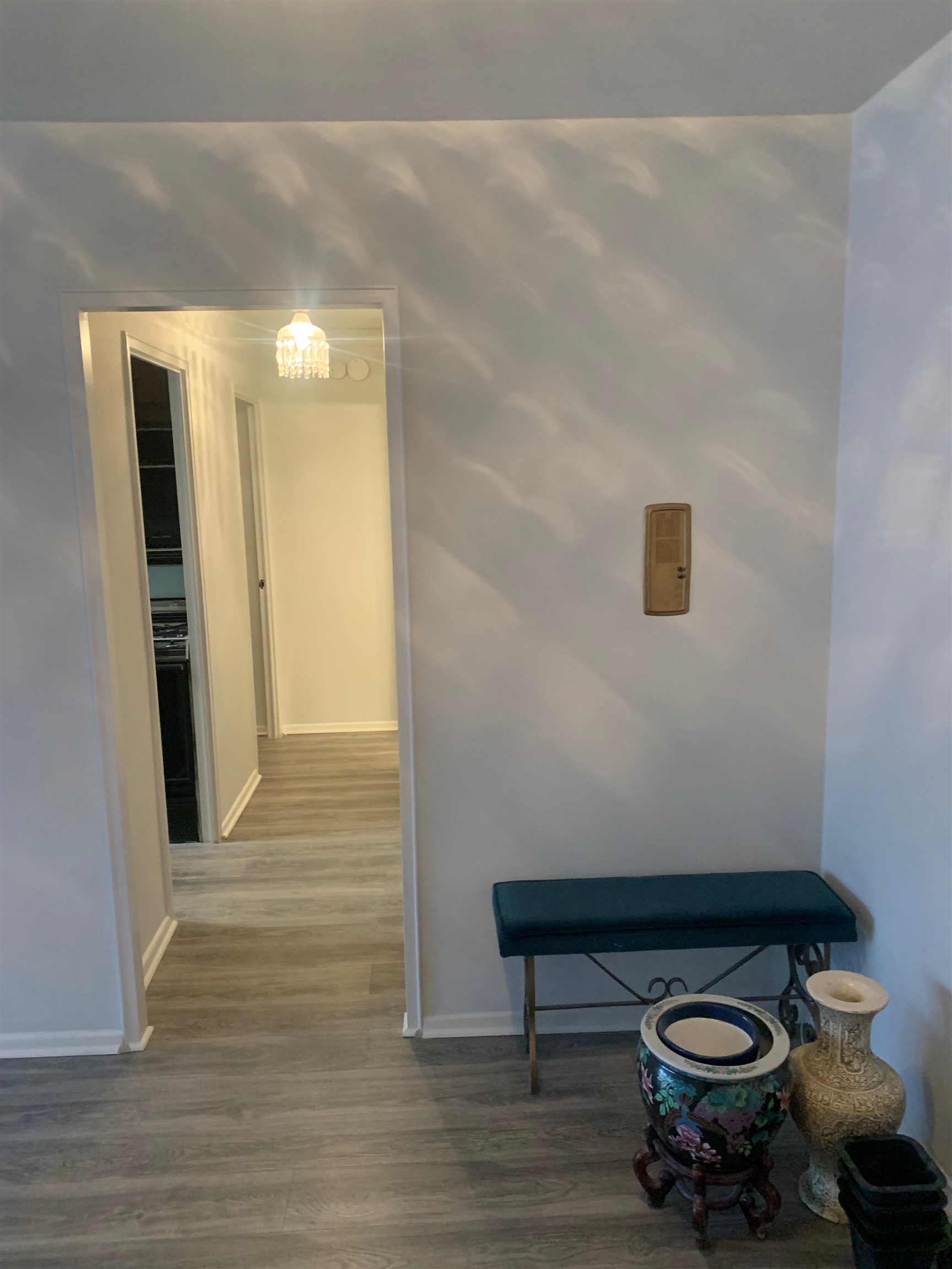 225 ST PAULS AVE Unit: 15L