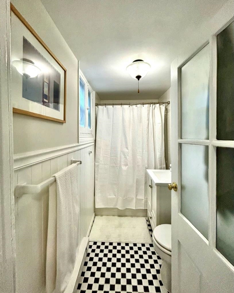 509 BLOOMFIELD ST Unit: 1