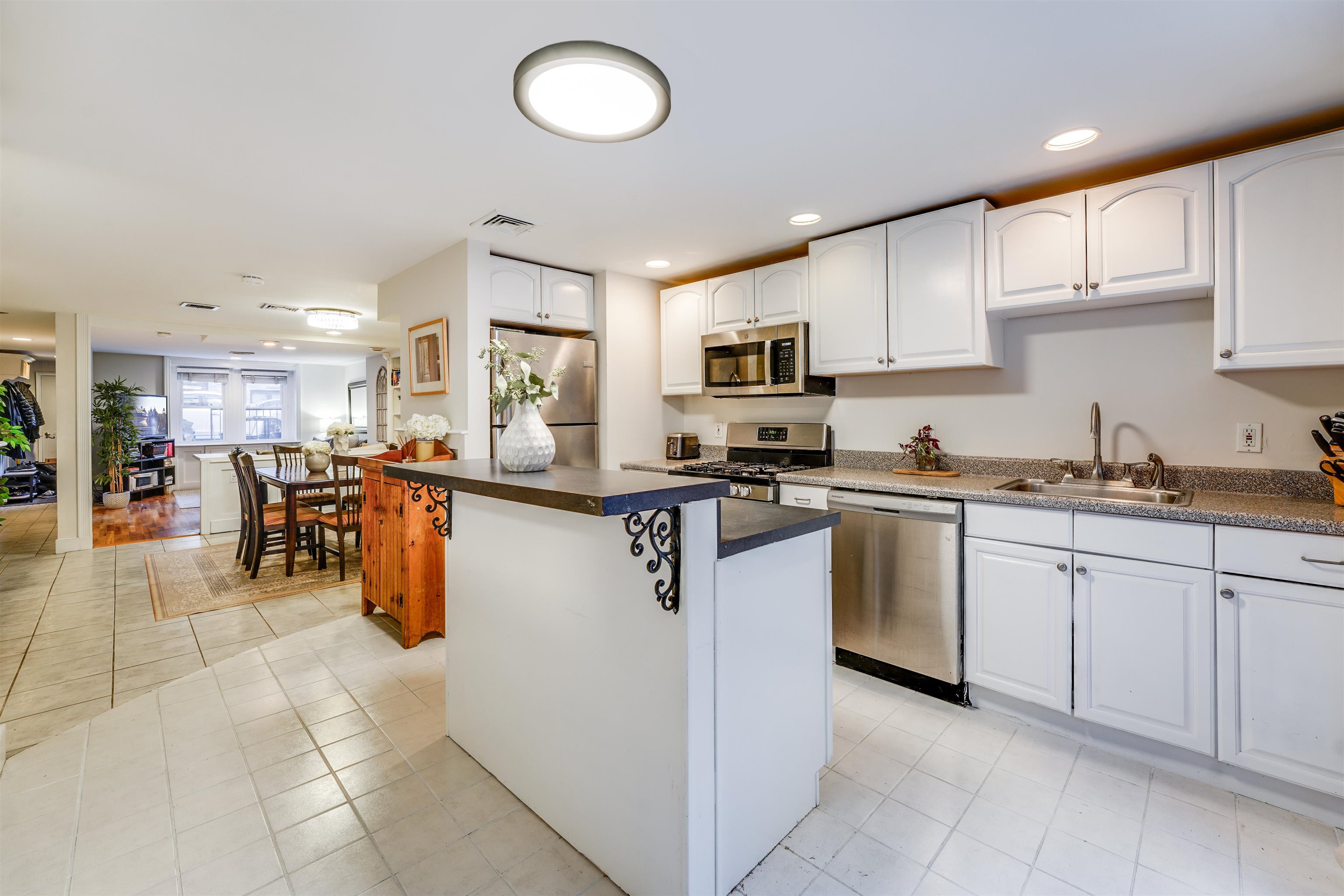 509 BLOOMFIELD ST Unit: 1