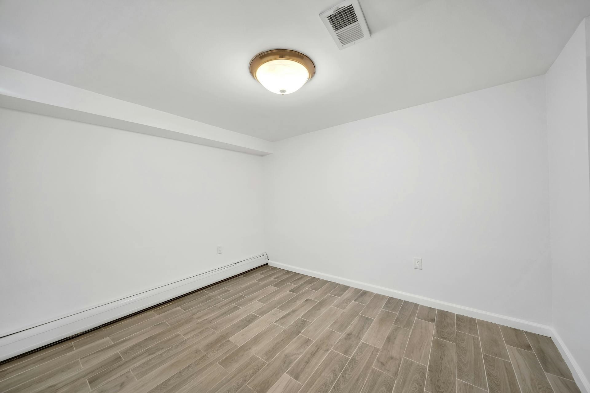 1228 PARK AVE Unit: B