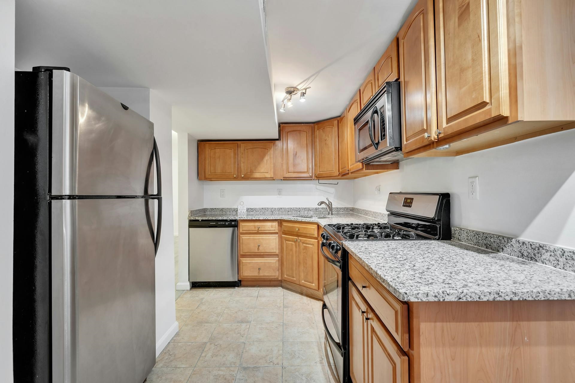 1228 PARK AVE Unit: B