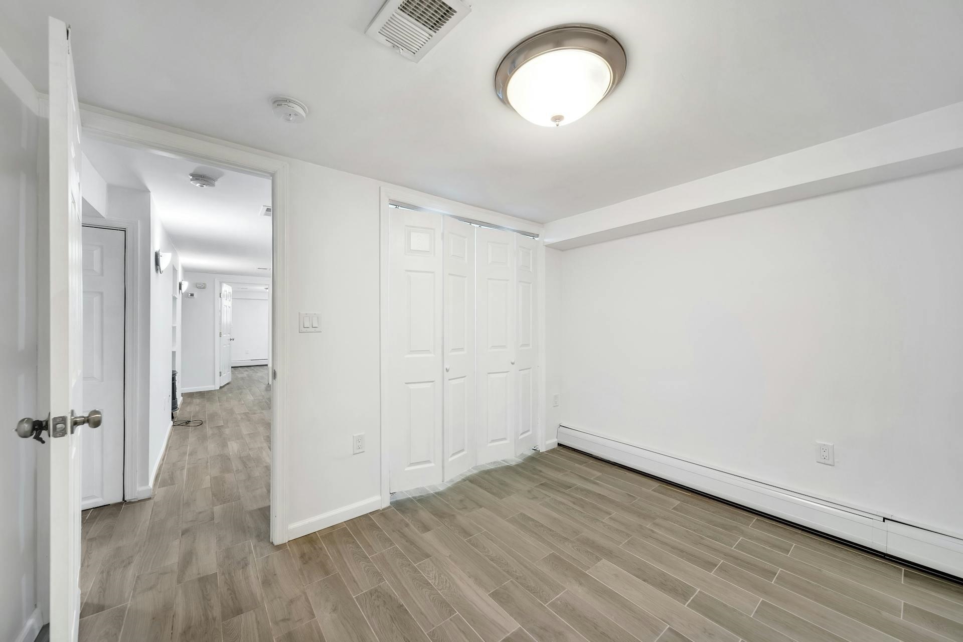 1228 PARK AVE Unit: B