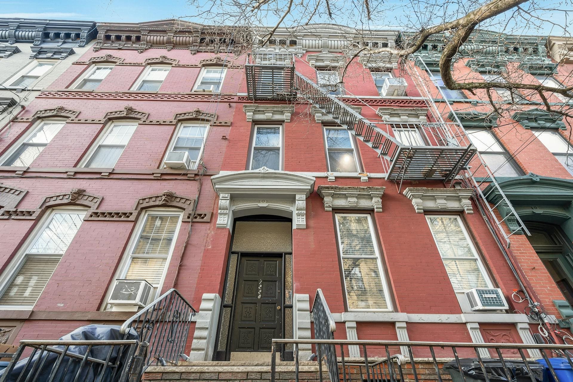 1228 PARK AVE Unit: B