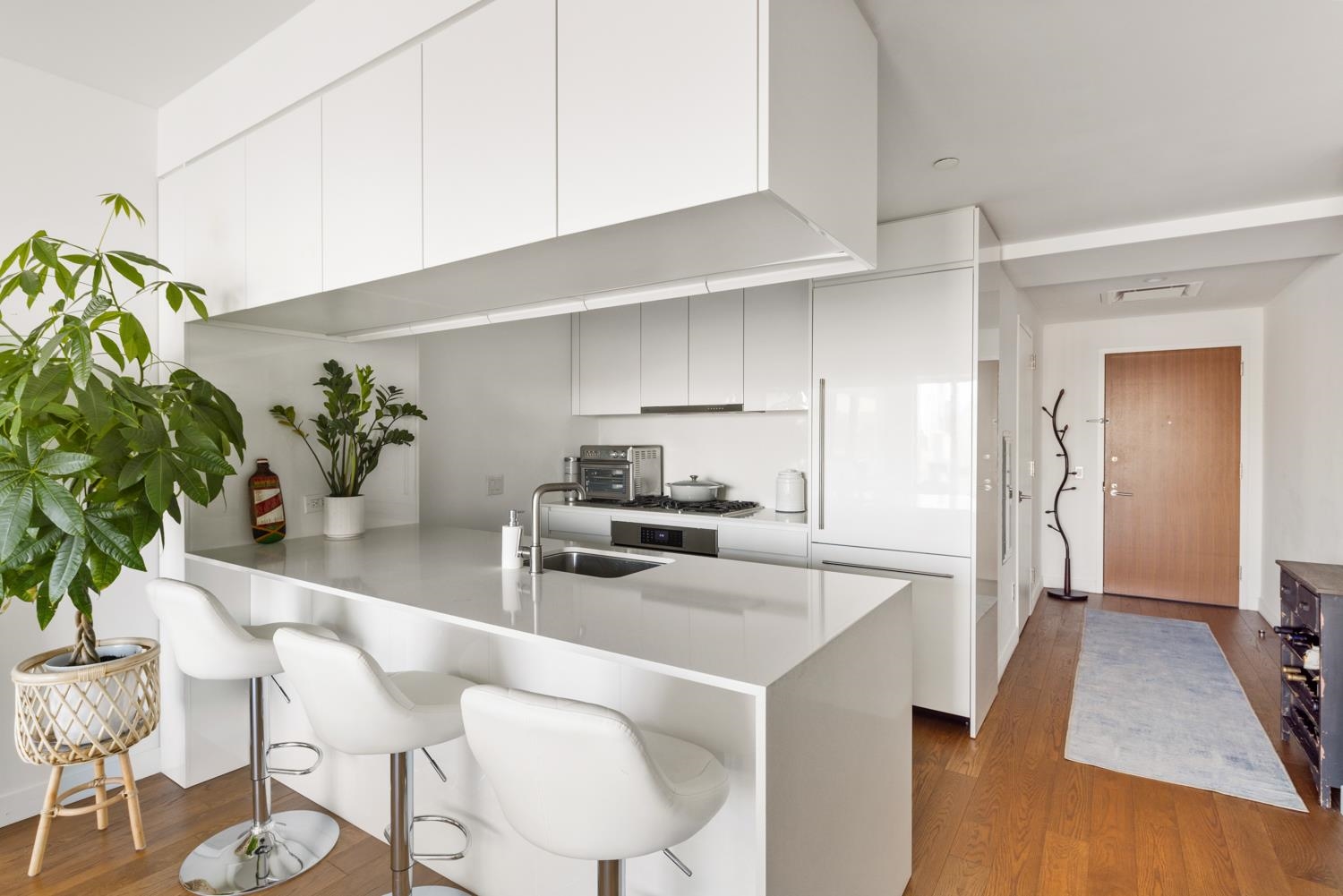 99 HUDSON ST Unit: 2706