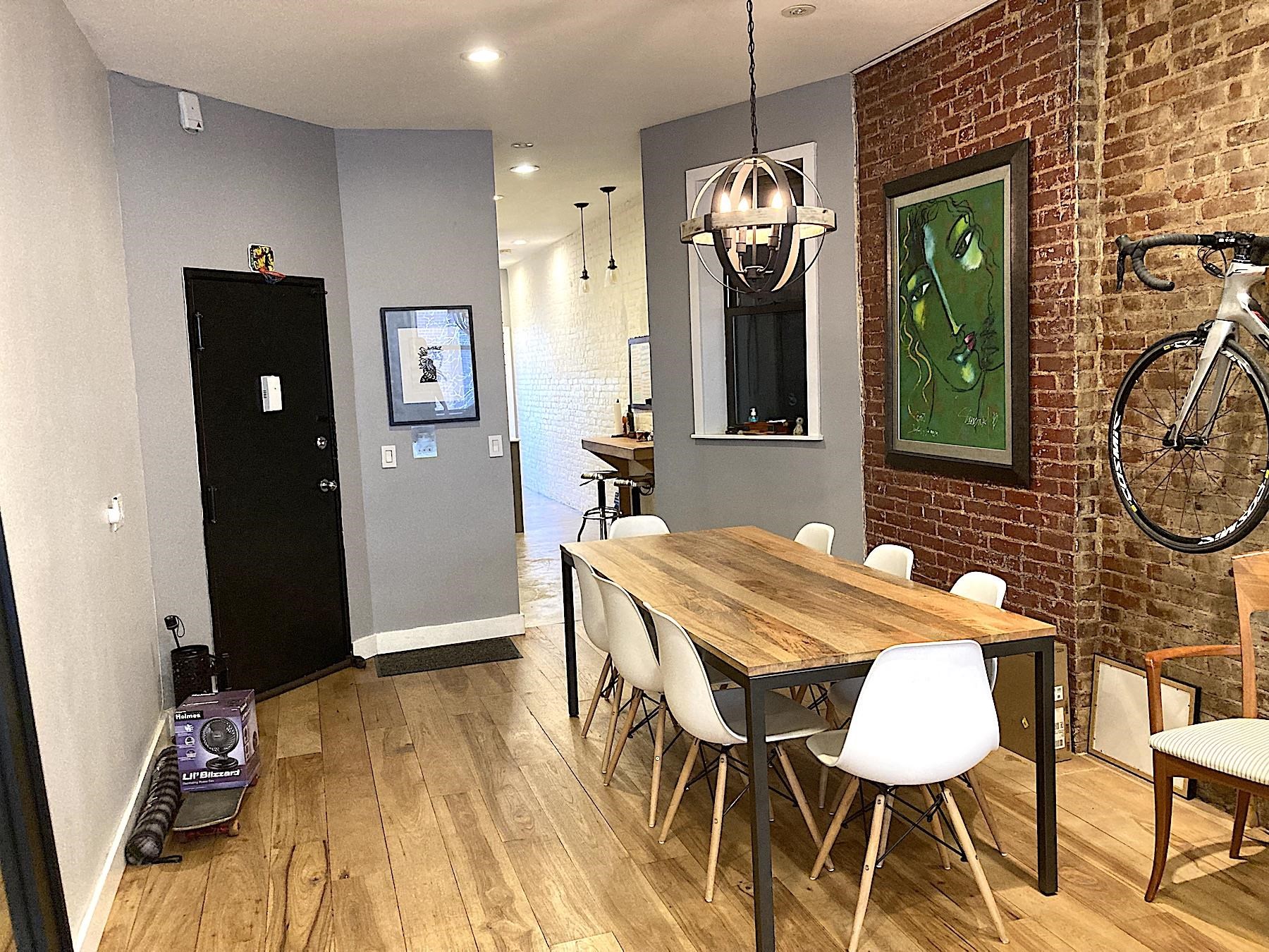 294 BARROW ST Unit: 4