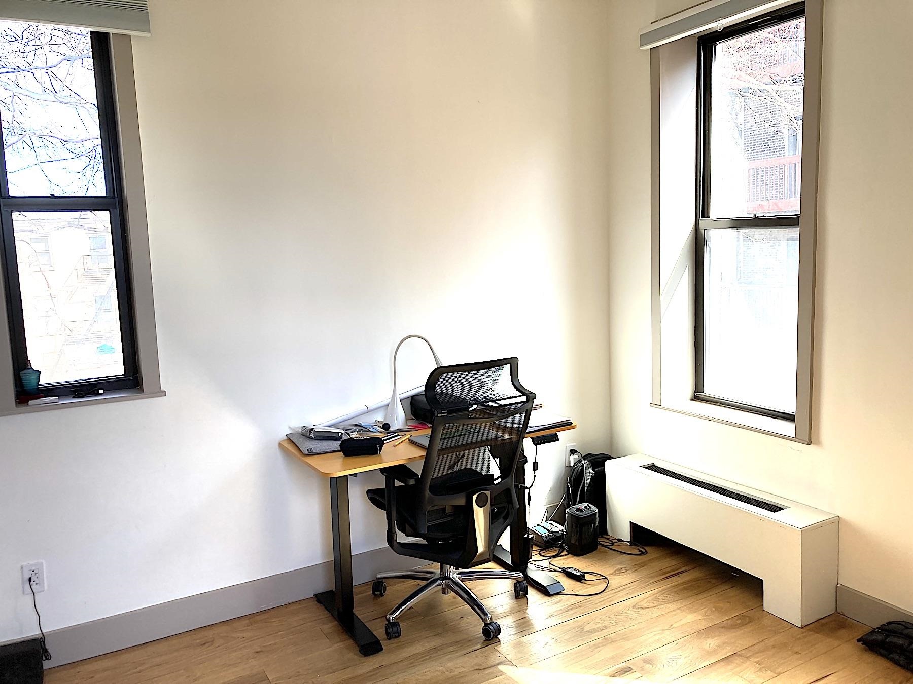 294 BARROW ST Unit: 4