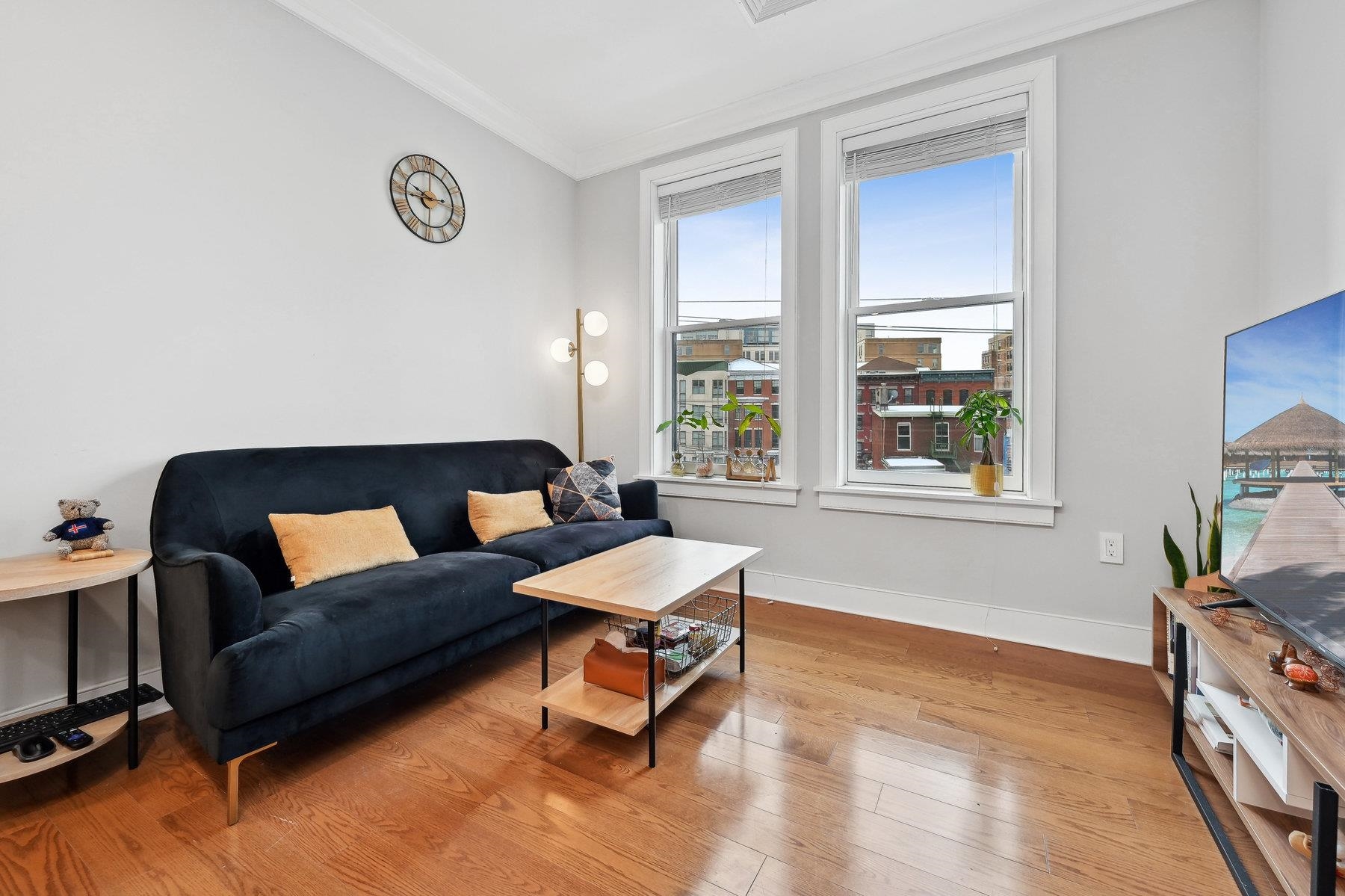 28 BRIGHT ST Unit: 301