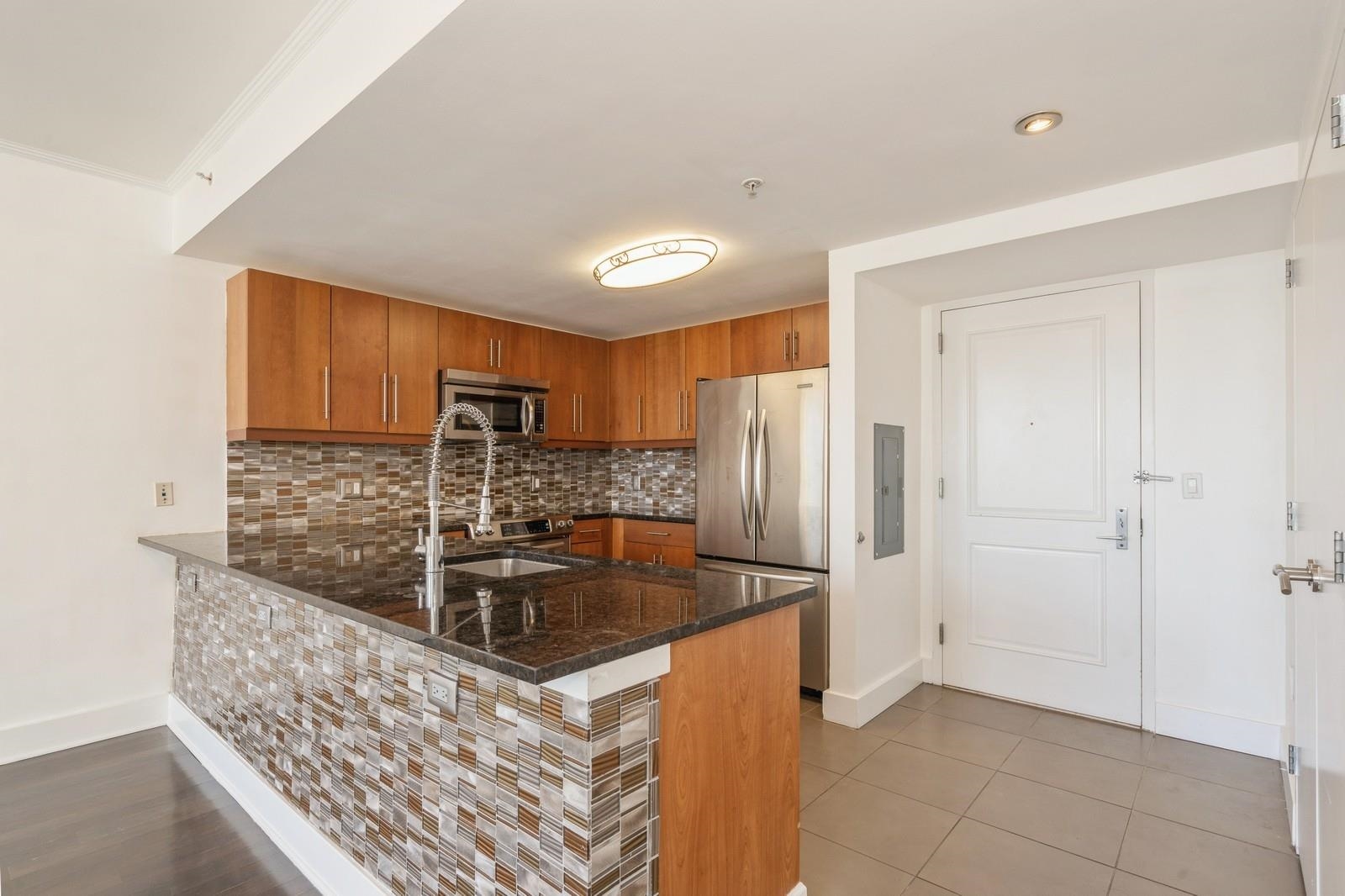 88 MORGAN ST Unit: 1505