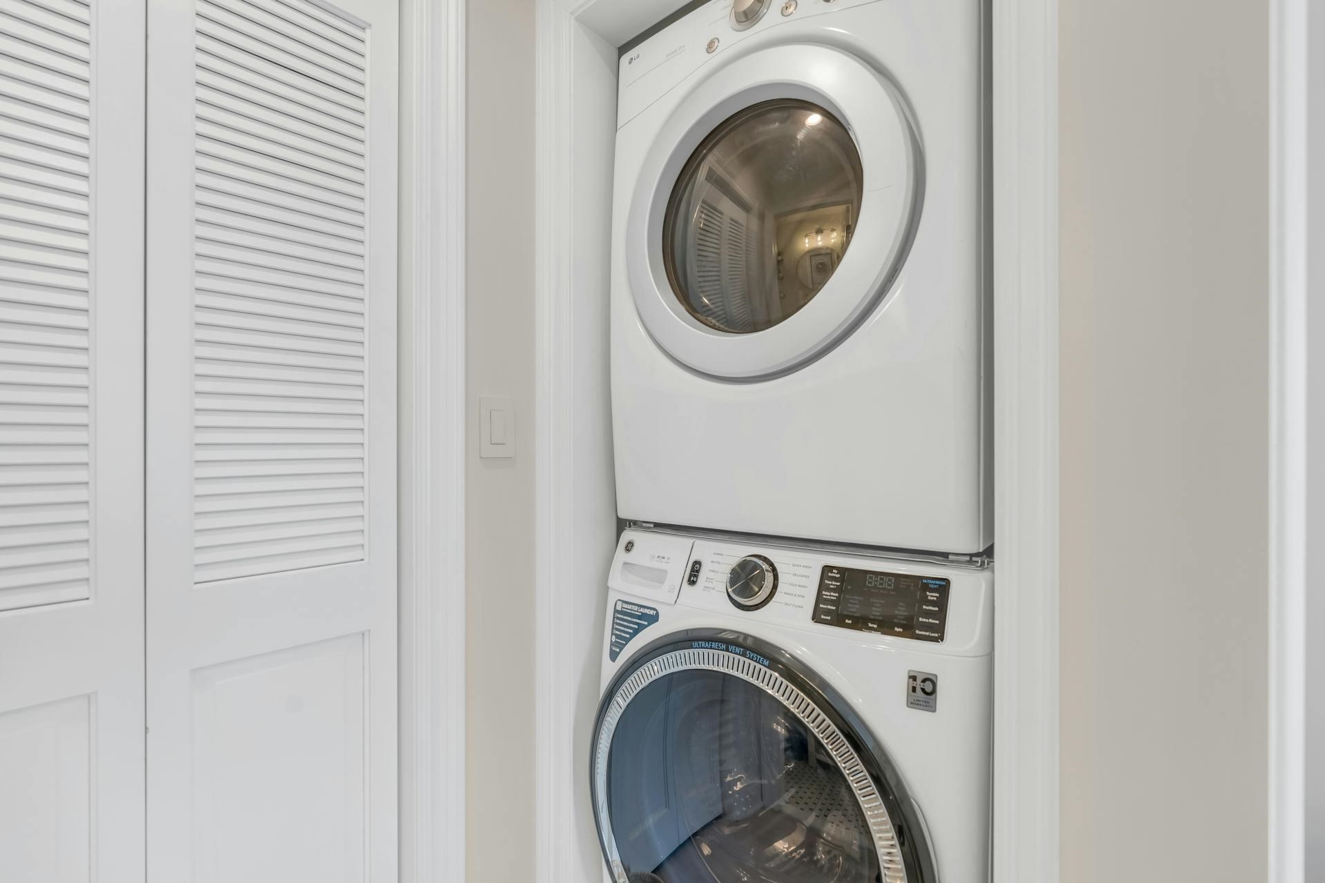 203 SHEARWATER CT WEST Unit: 33