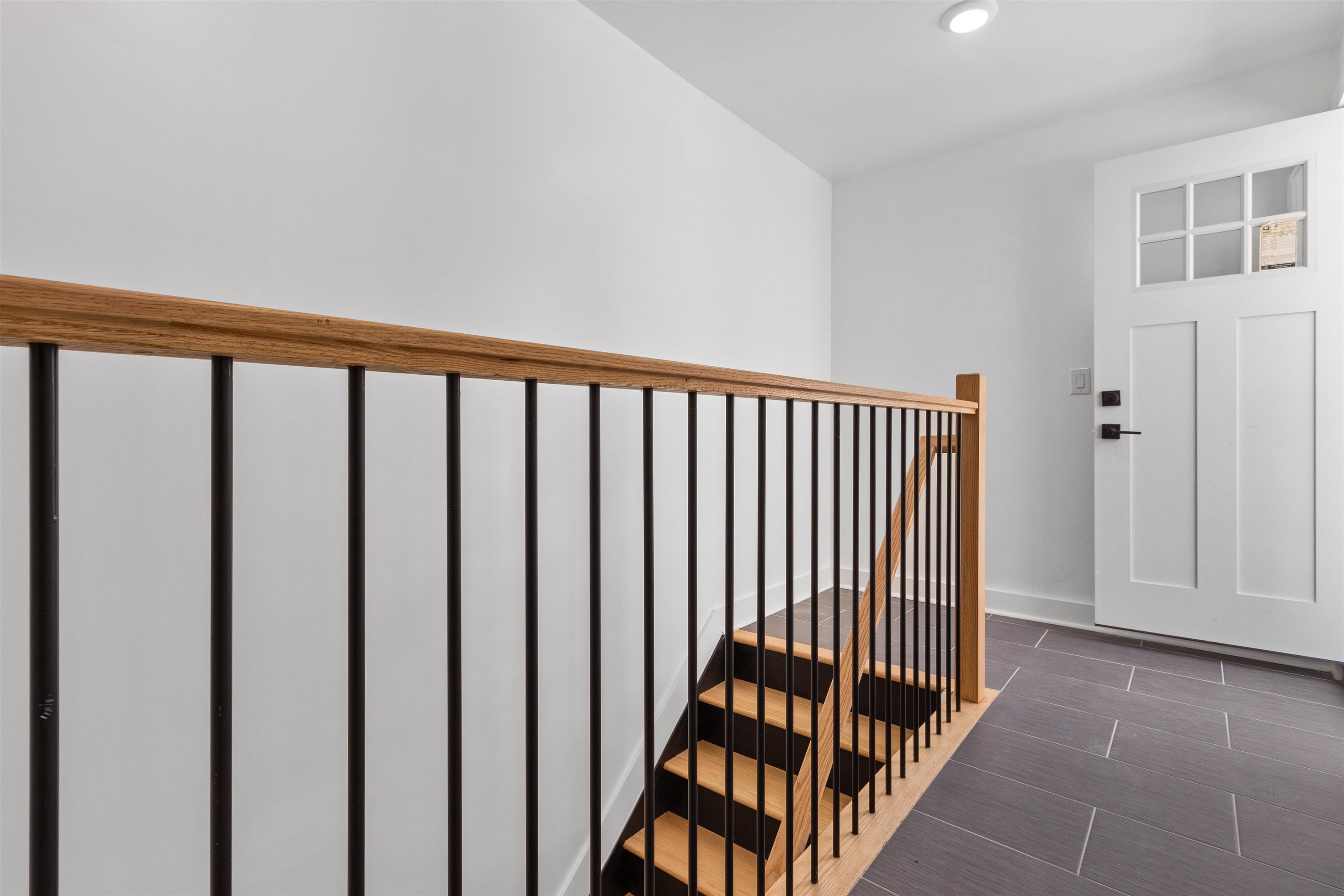 1205 NEW YORK AVE Unit: 3