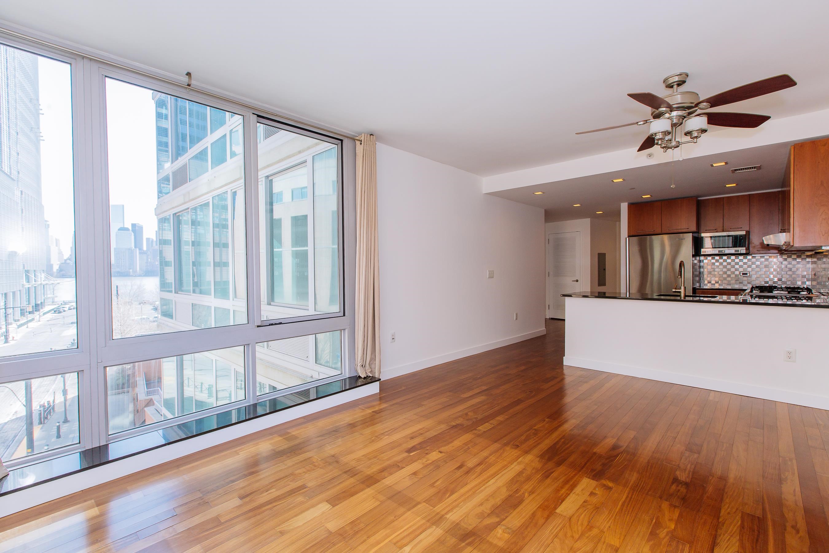25 HUDSON ST Unit: 511