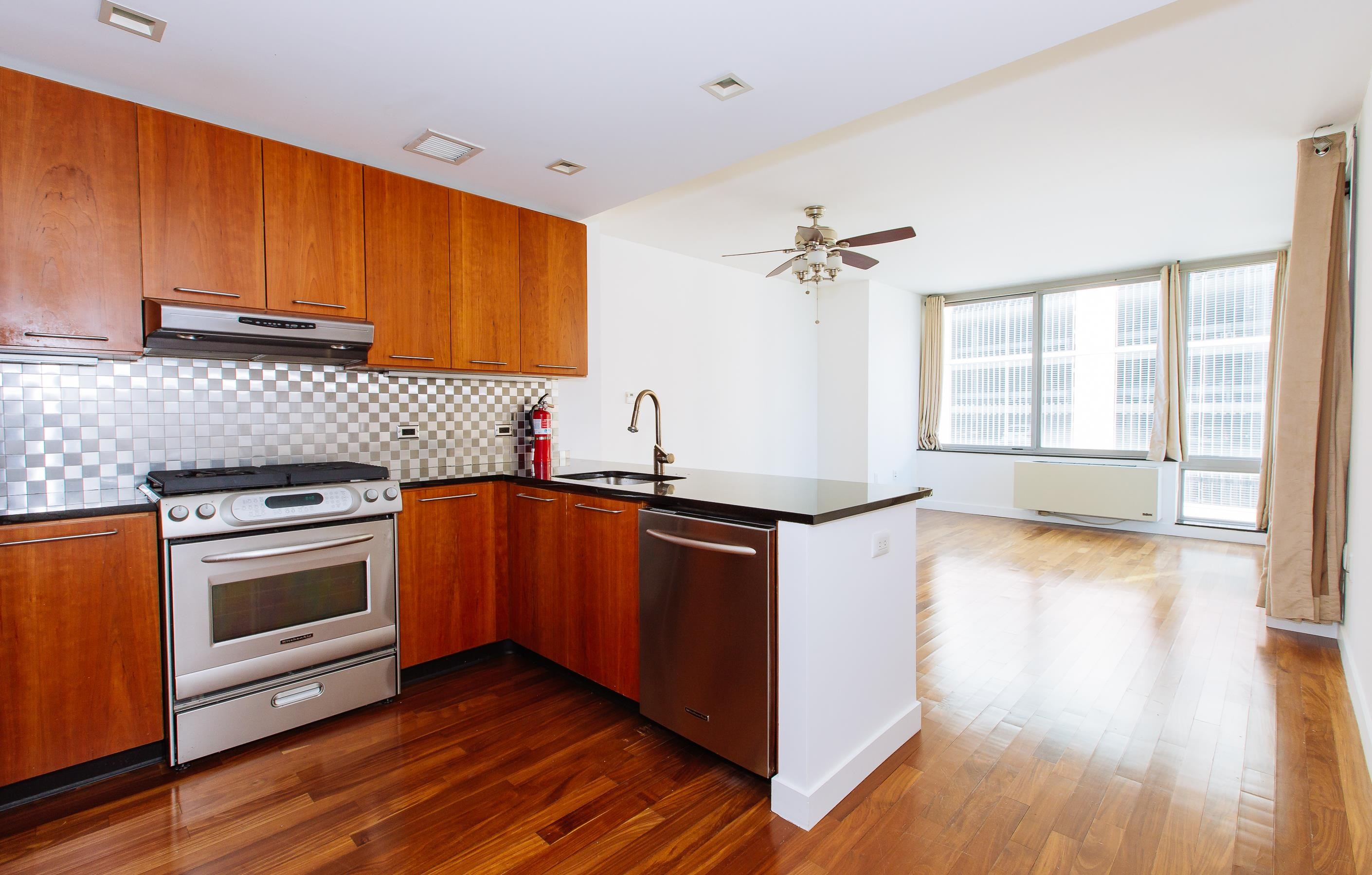 25 HUDSON ST Unit: 511