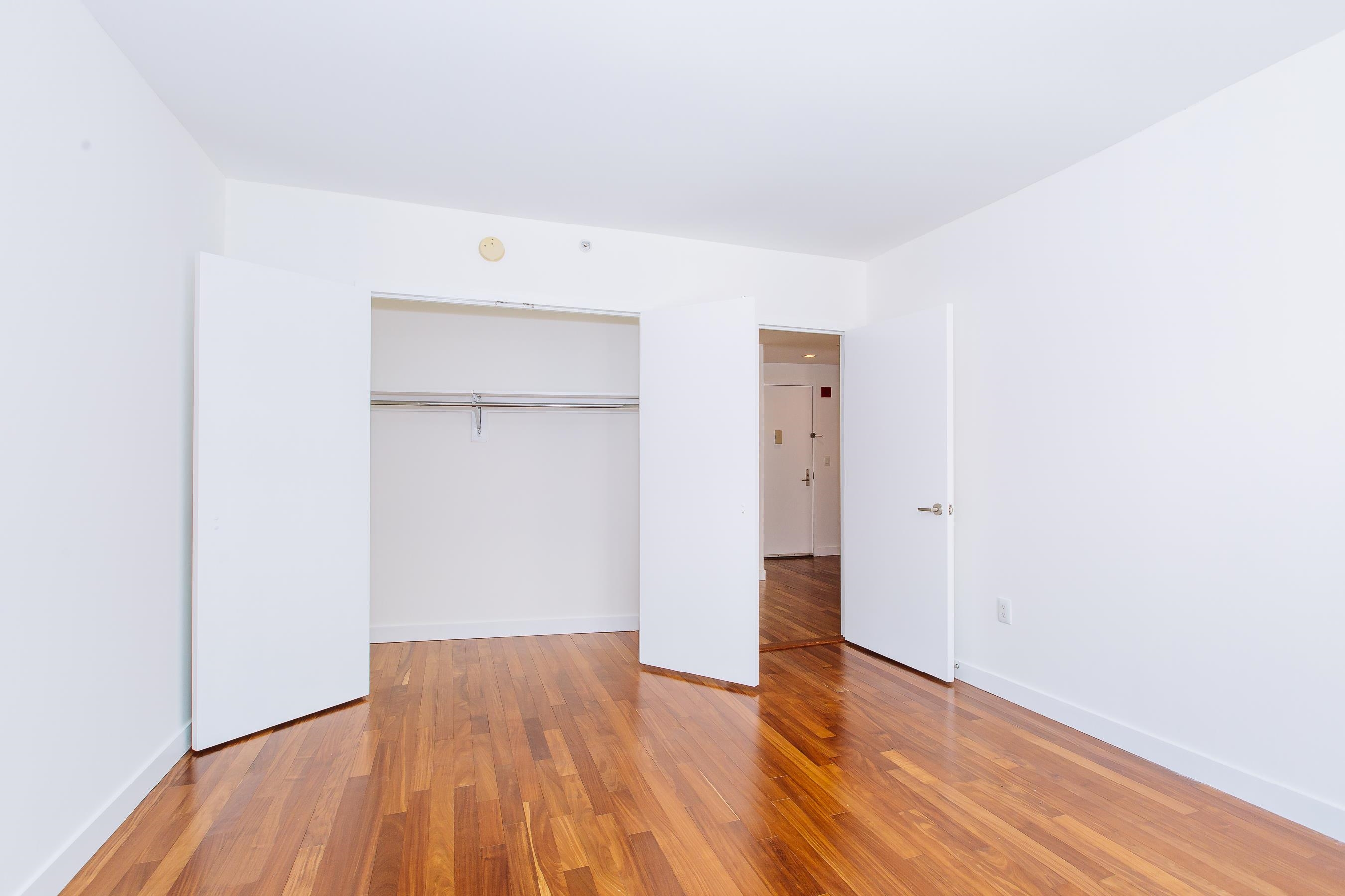 25 HUDSON ST Unit: 511