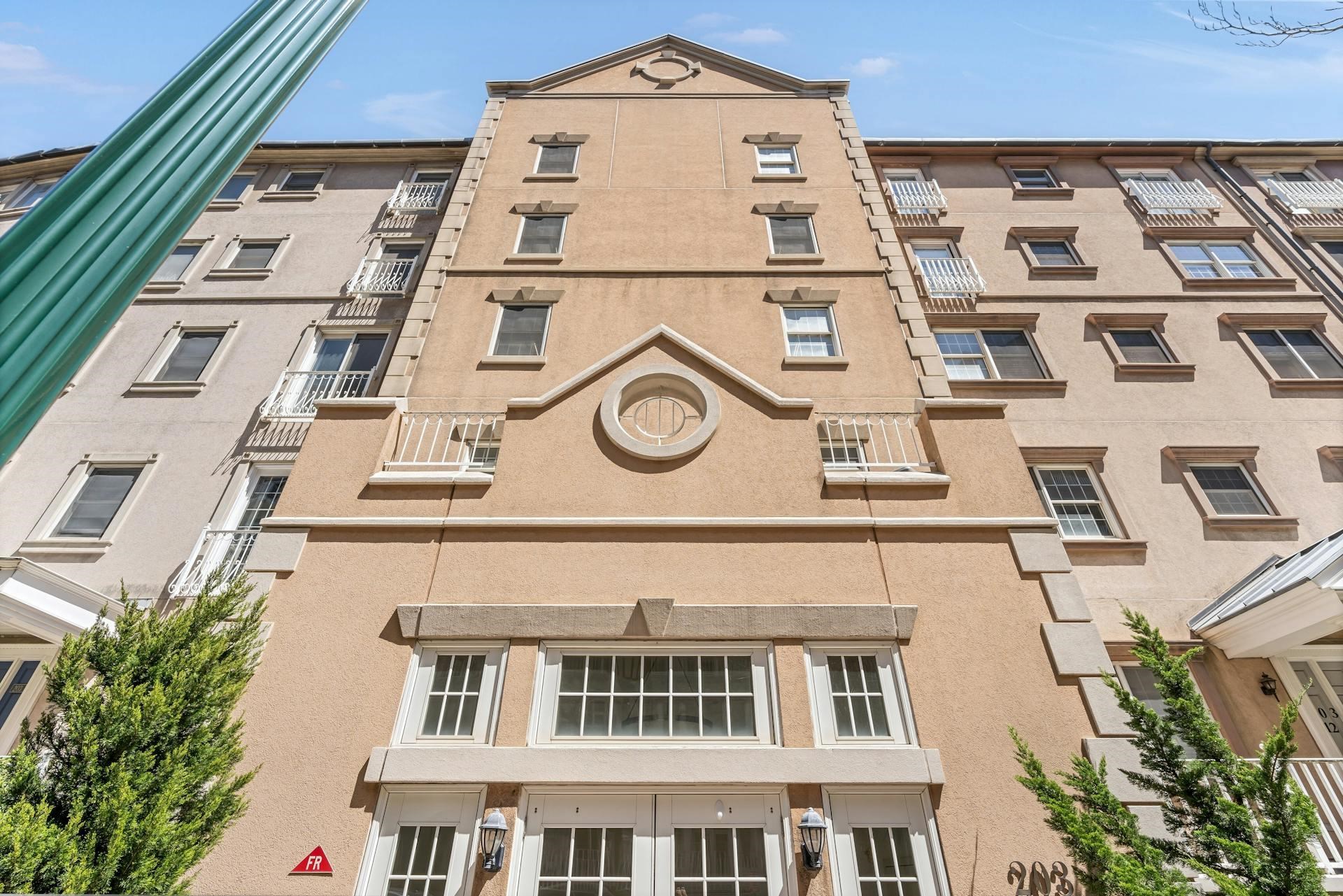 203 SHEARWATER CT WEST Unit: 31