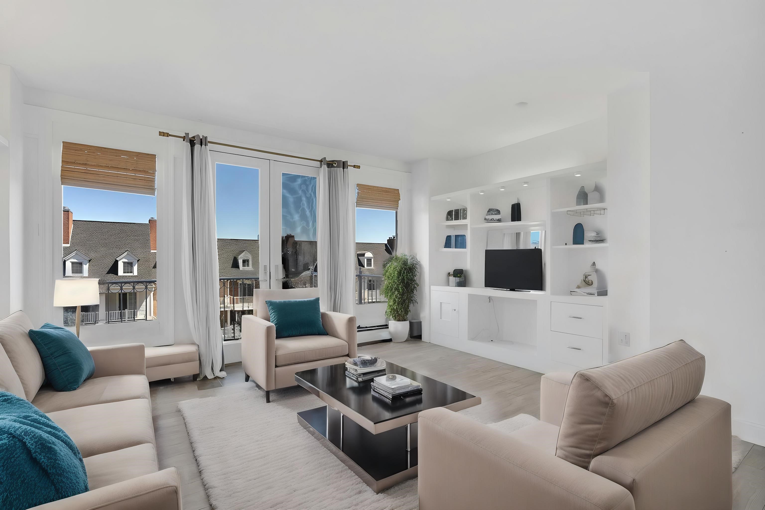 203 SHEARWATER CT WEST Unit: 31