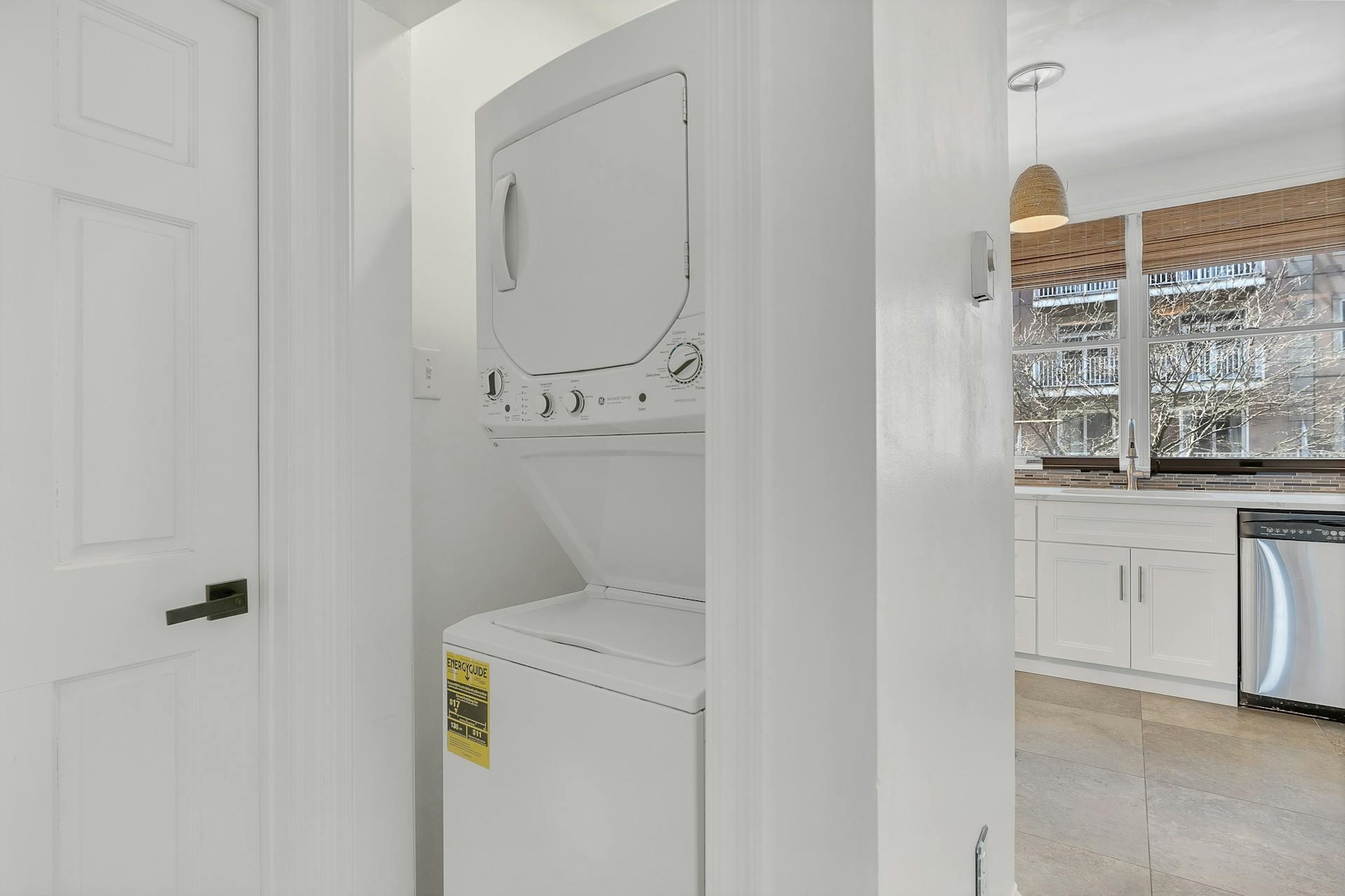 203 SHEARWATER CT WEST Unit: 31