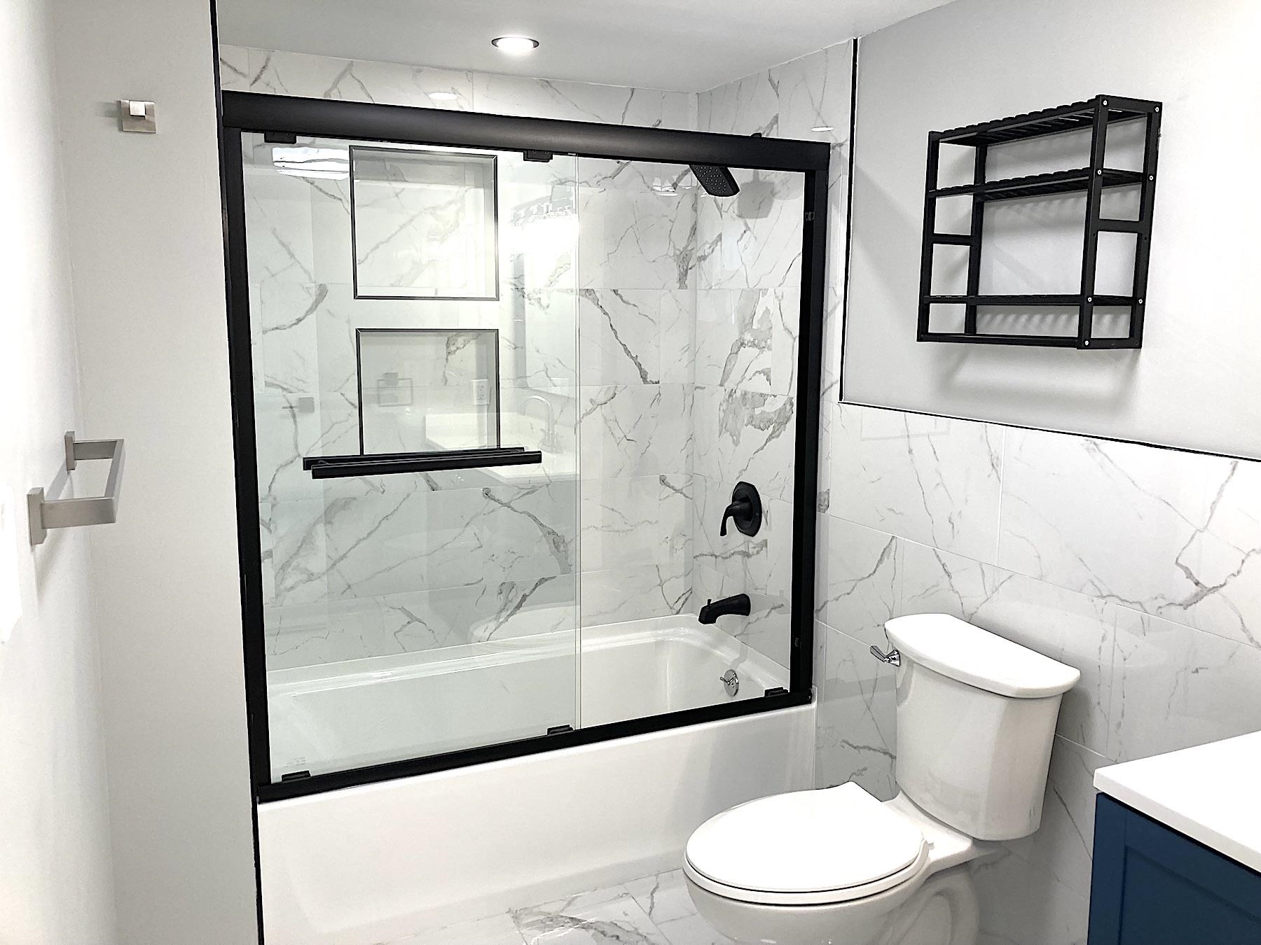 300 NEWARK ST Unit: 4H