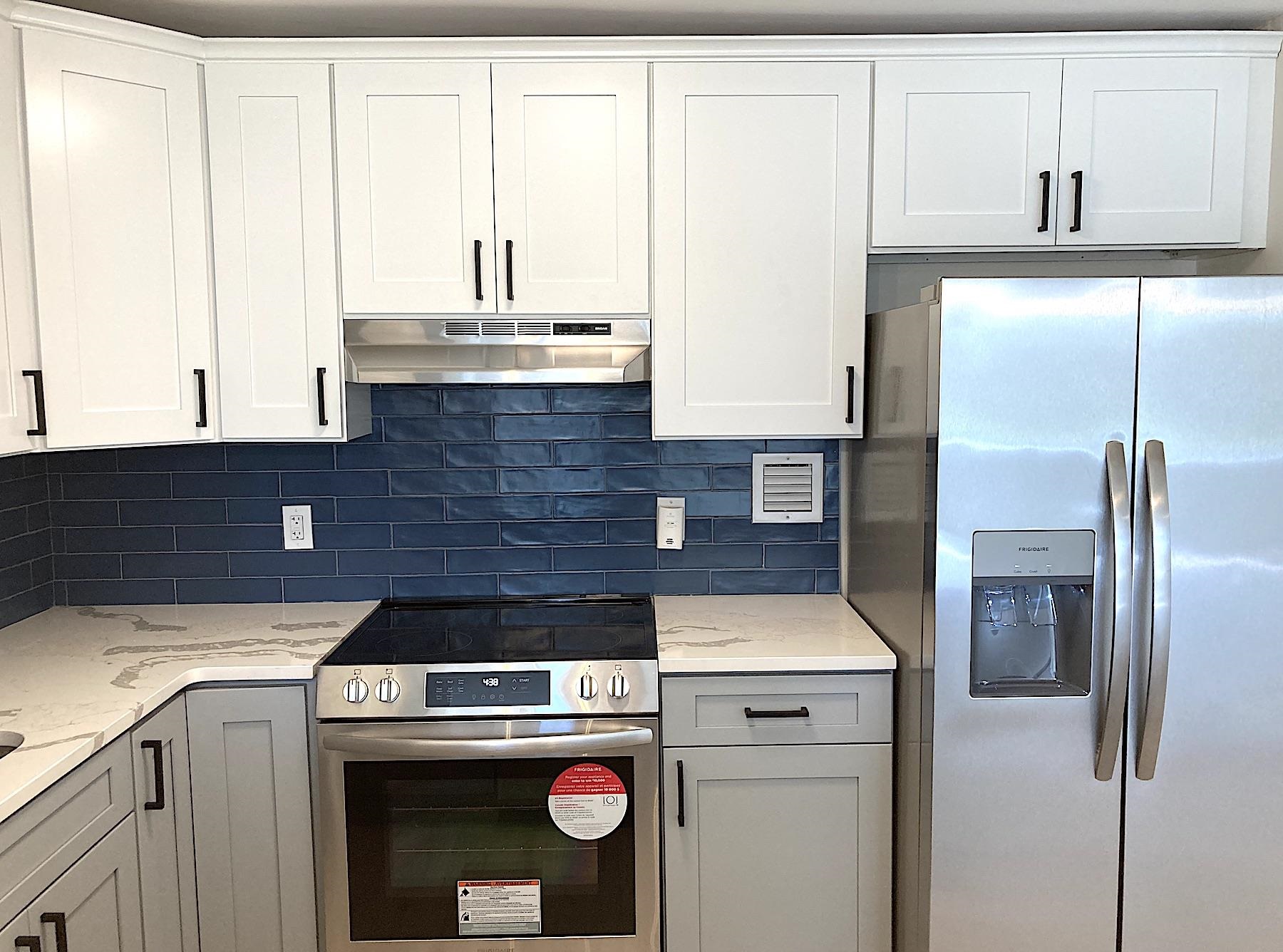 300 NEWARK ST Unit: 4H