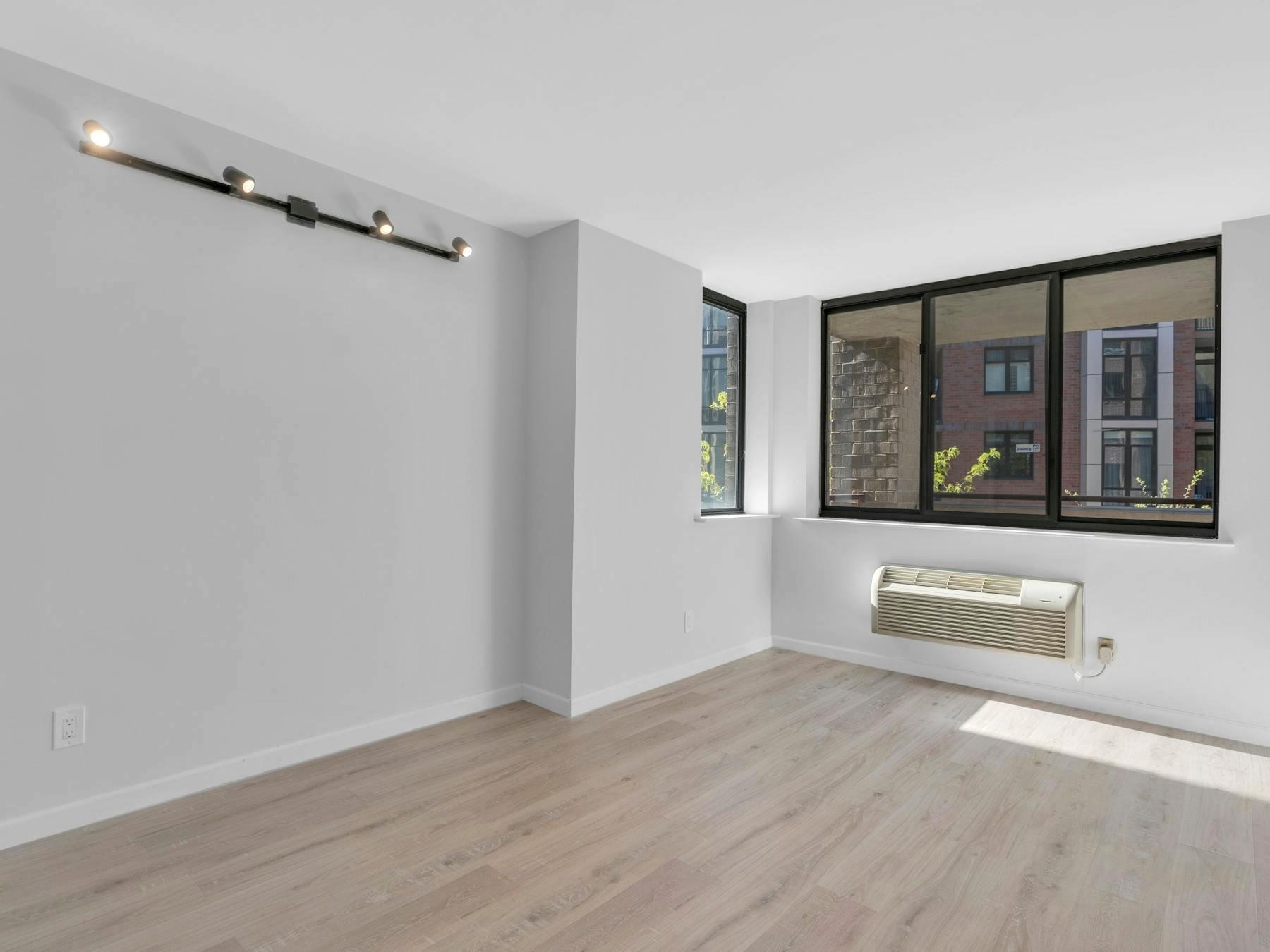 300 NEWARK ST Unit: 4H