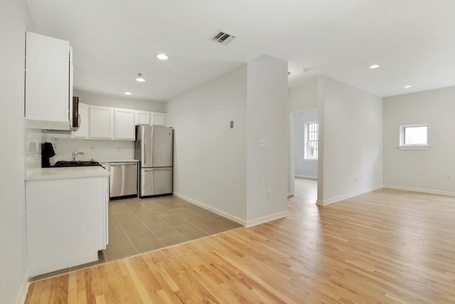 88 CLINTON ST Unit: 7