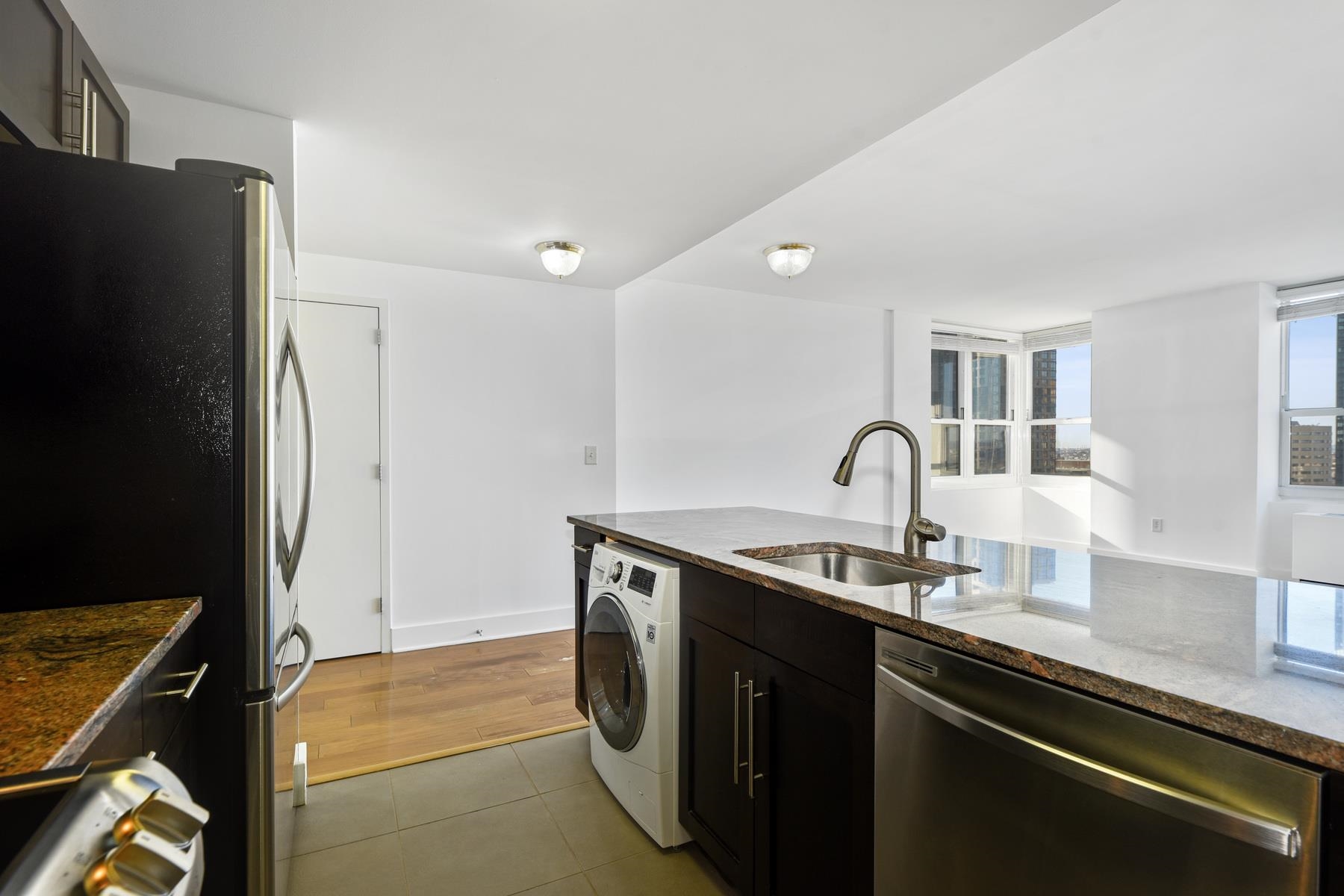 88 MORGAN ST Unit: 2509