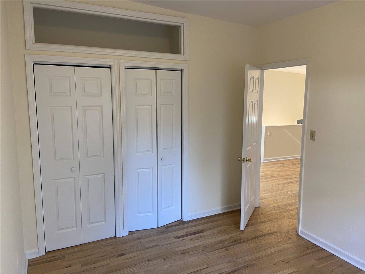 518 ADAMS ST Unit: Rear House