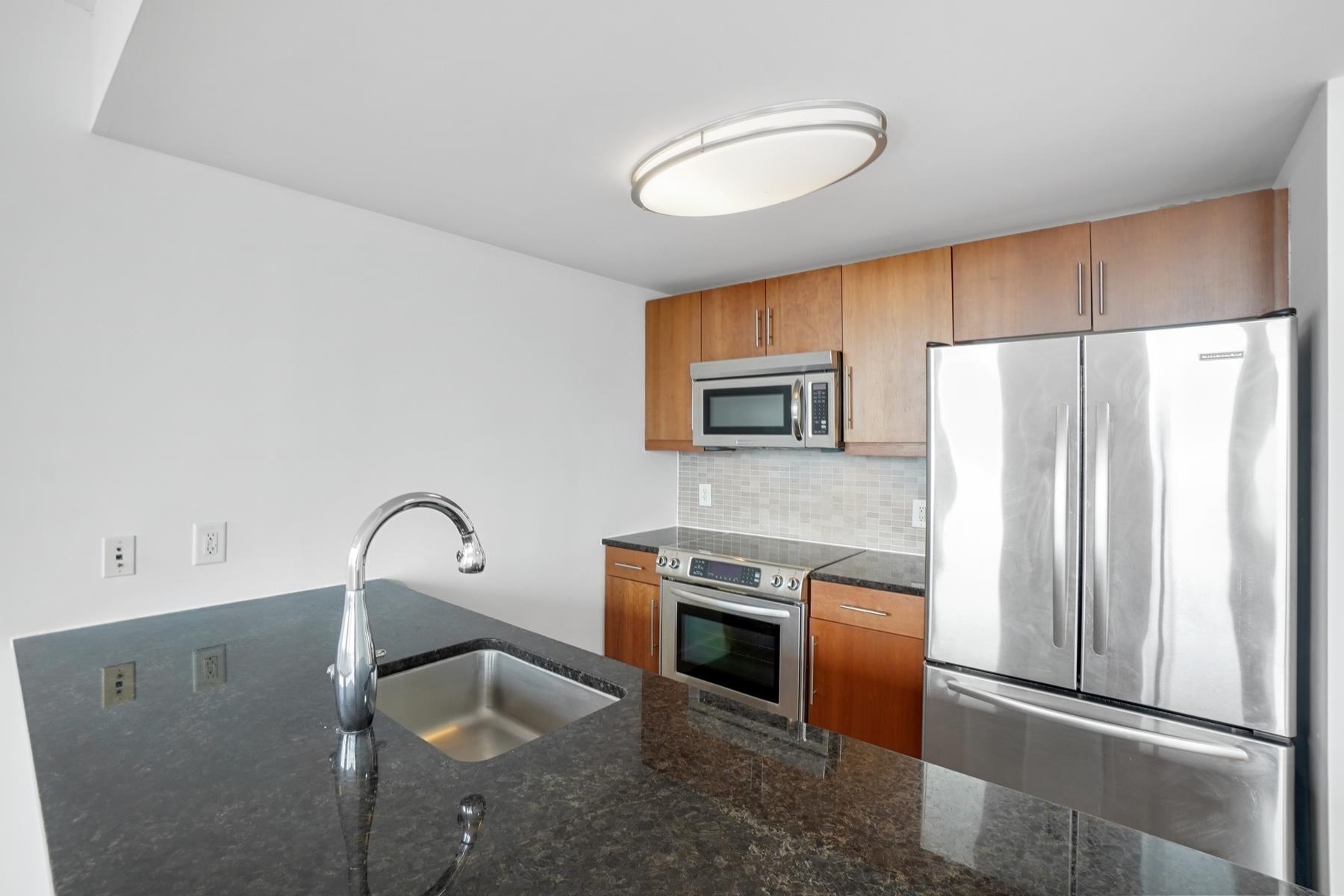 88 MORGAN ST Unit: 4708