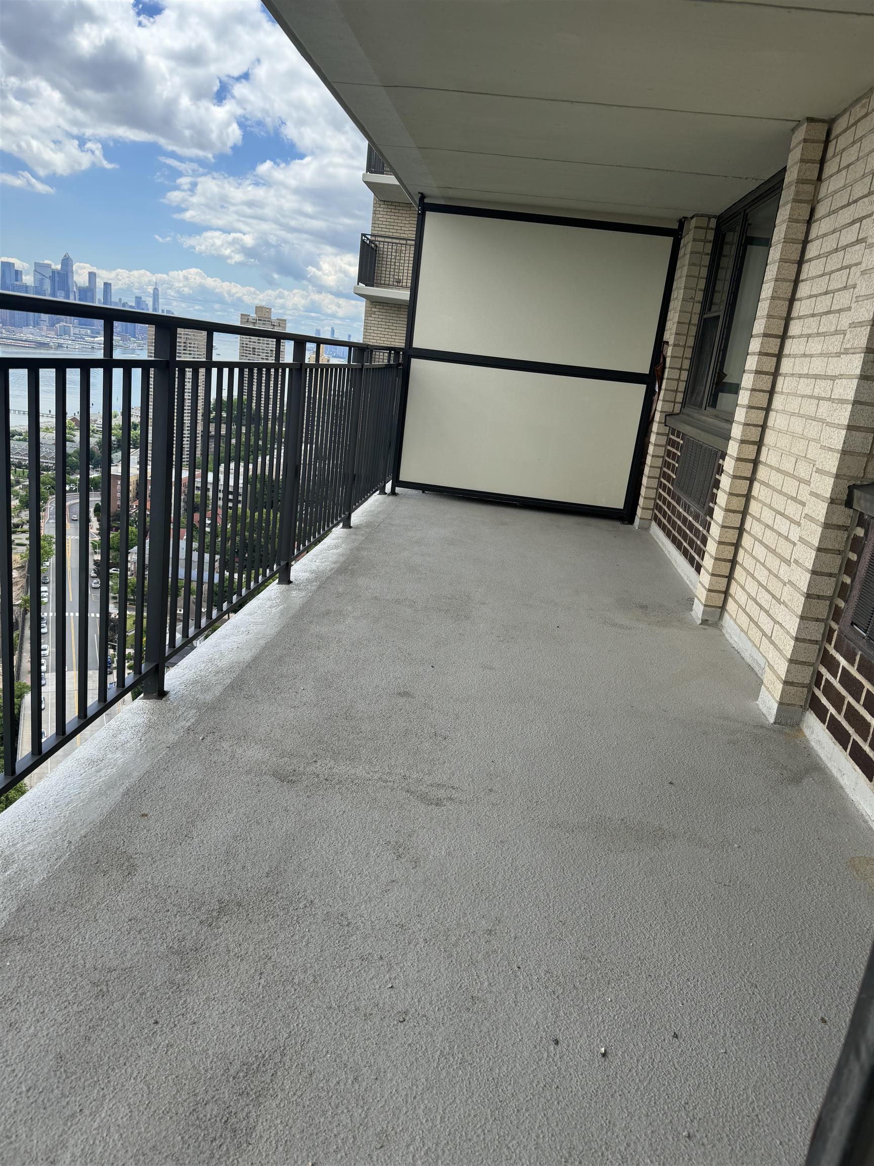 7855 BLVD EAST Unit: 28E