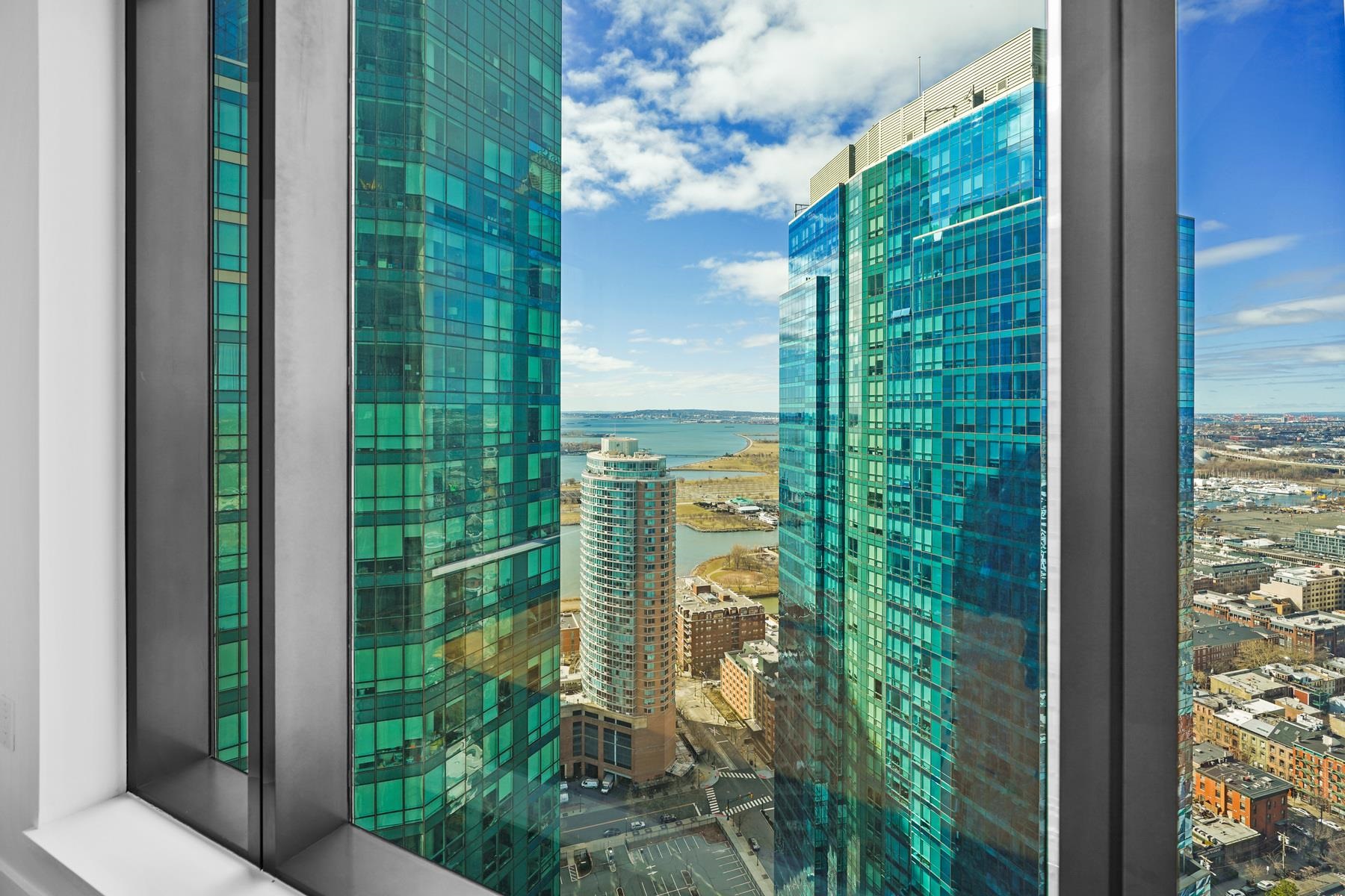 99 HUDSON ST Unit: 3711