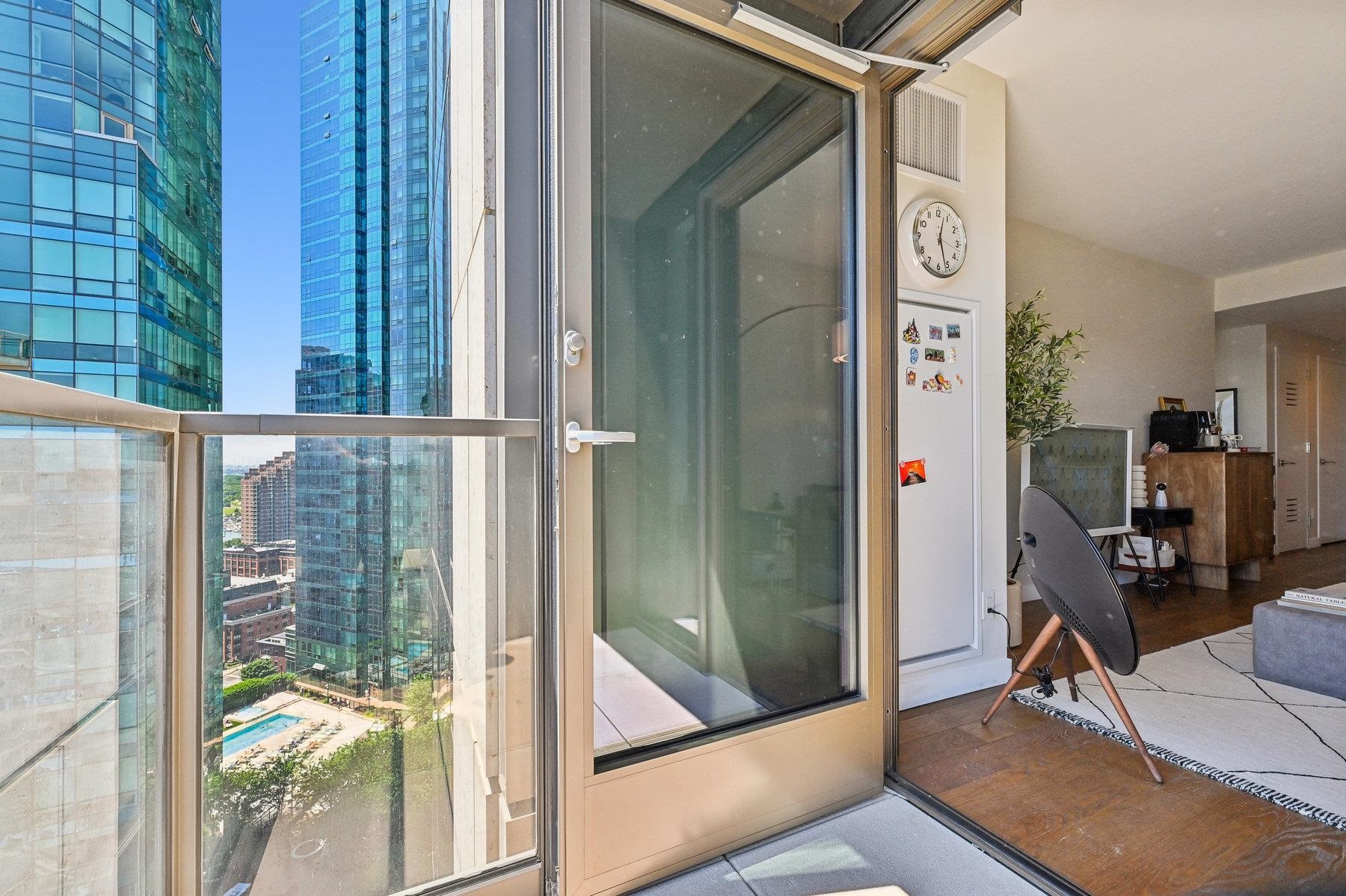 99 HUDSON ST Unit: 1912