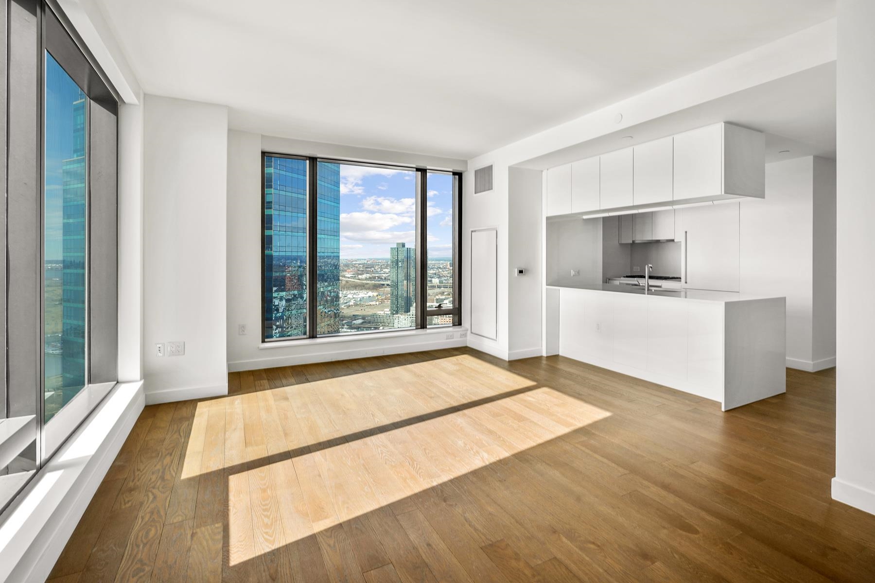 99 HUDSON ST Unit: 3311