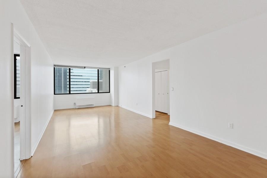 45 RIVER DR SOUTH Unit: 1205