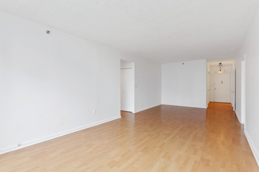 45 RIVER DR SOUTH Unit: 1205