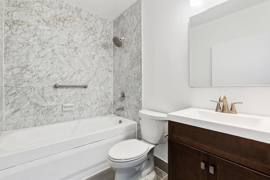 45 RIVER DR SOUTH Unit: 1205