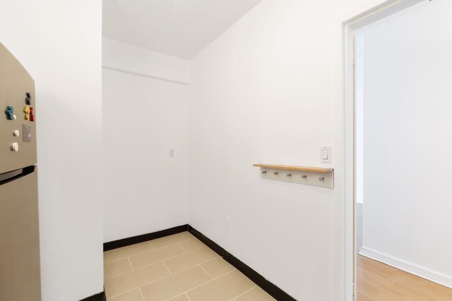 45 RIVER DR SOUTH Unit: 1205