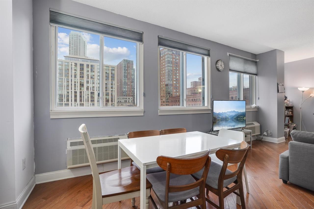 311 WASHINGTON ST Unit: 8E