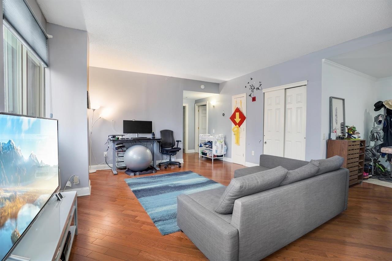 311 WASHINGTON ST Unit: 8E