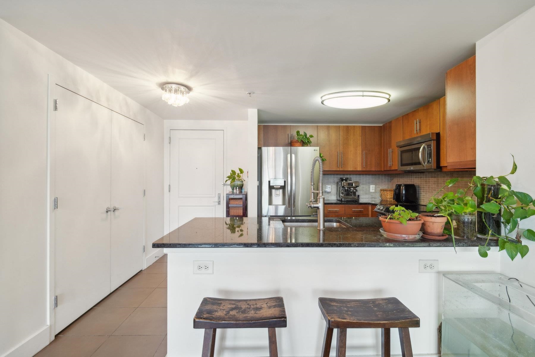 88 MORGAN ST Unit: 2204