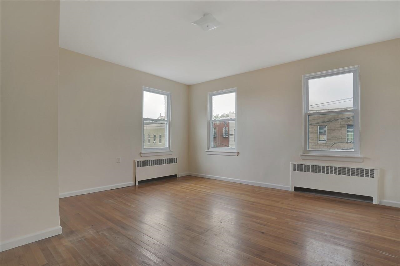 590 PALISADE AVE Unit: 3