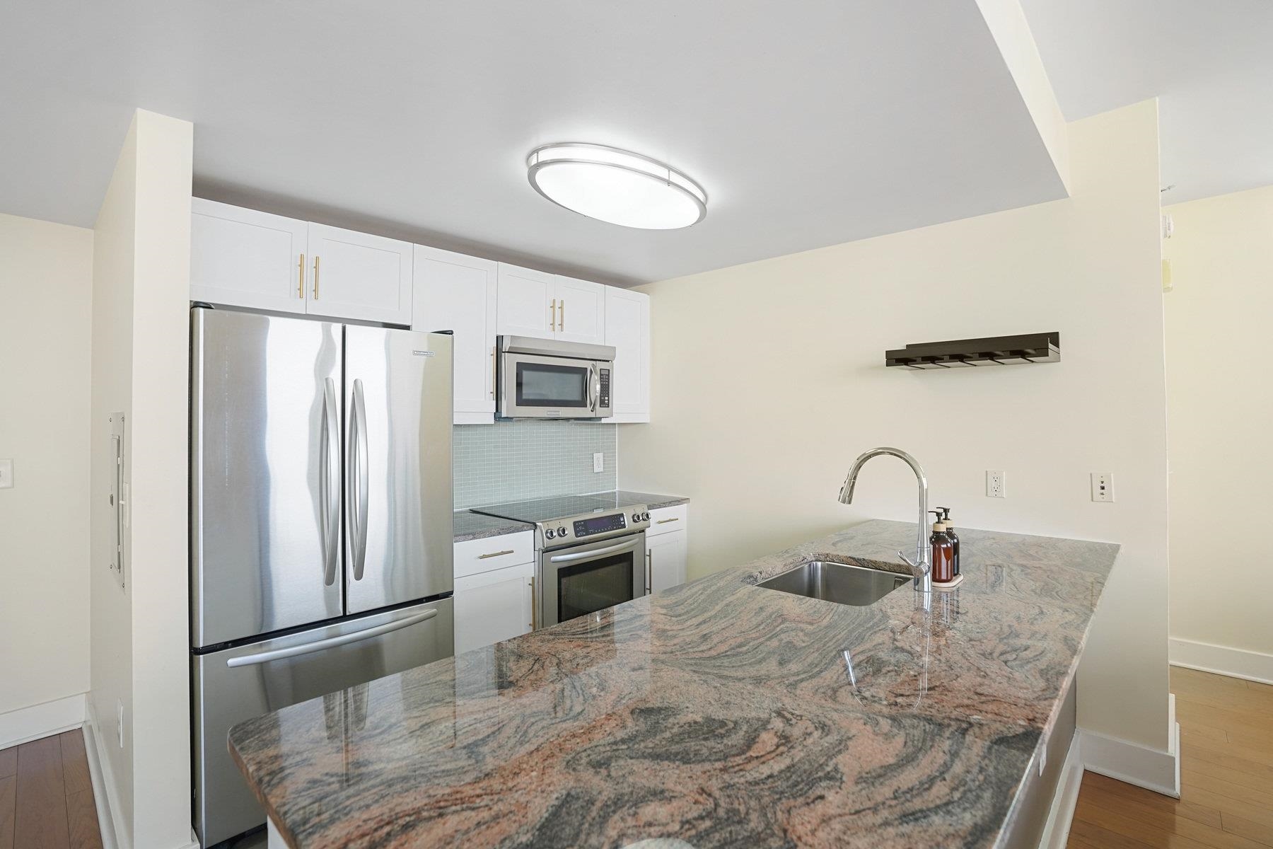 88 MORGAN ST Unit: 4402