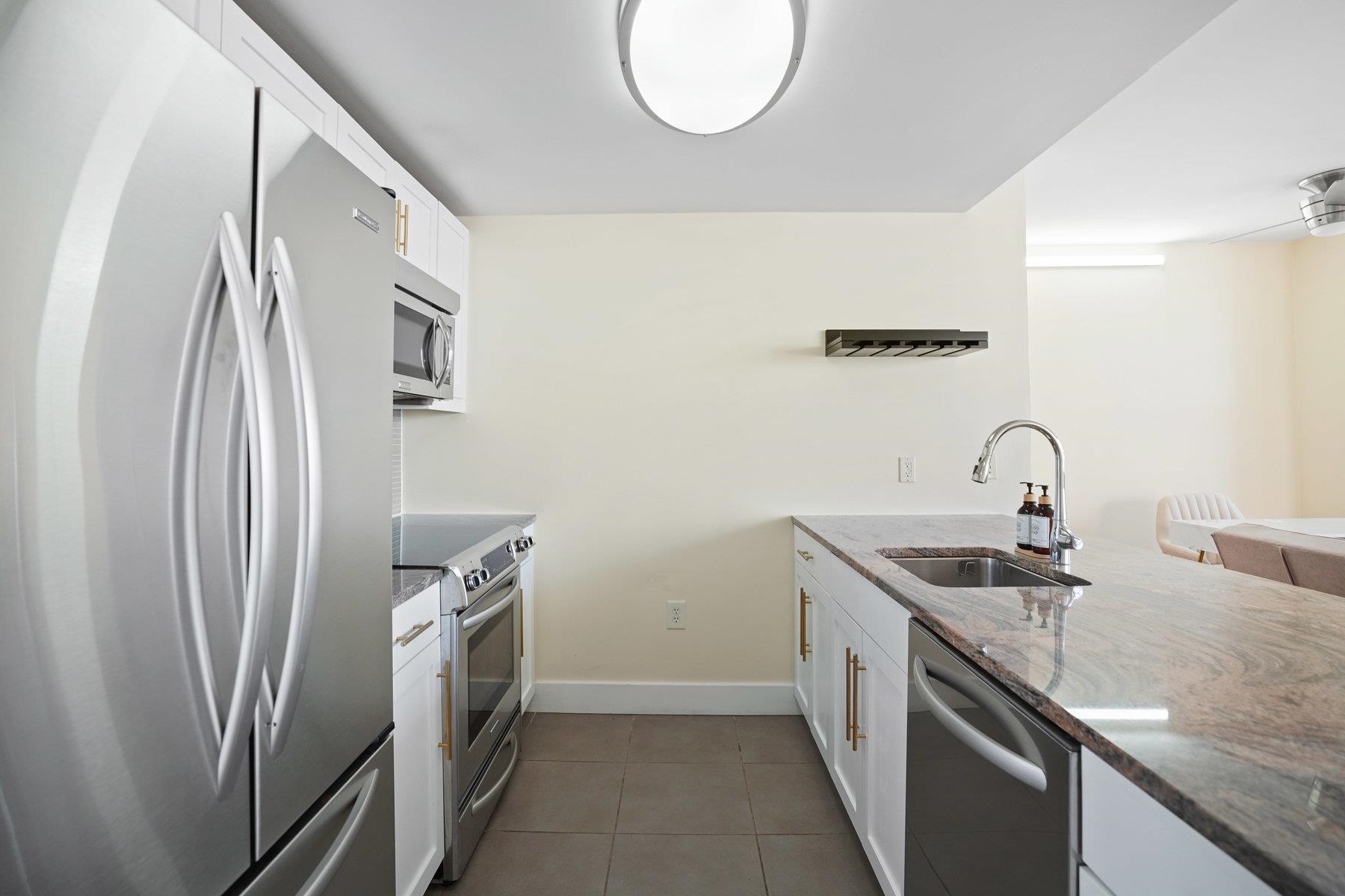 88 MORGAN ST Unit: 4402