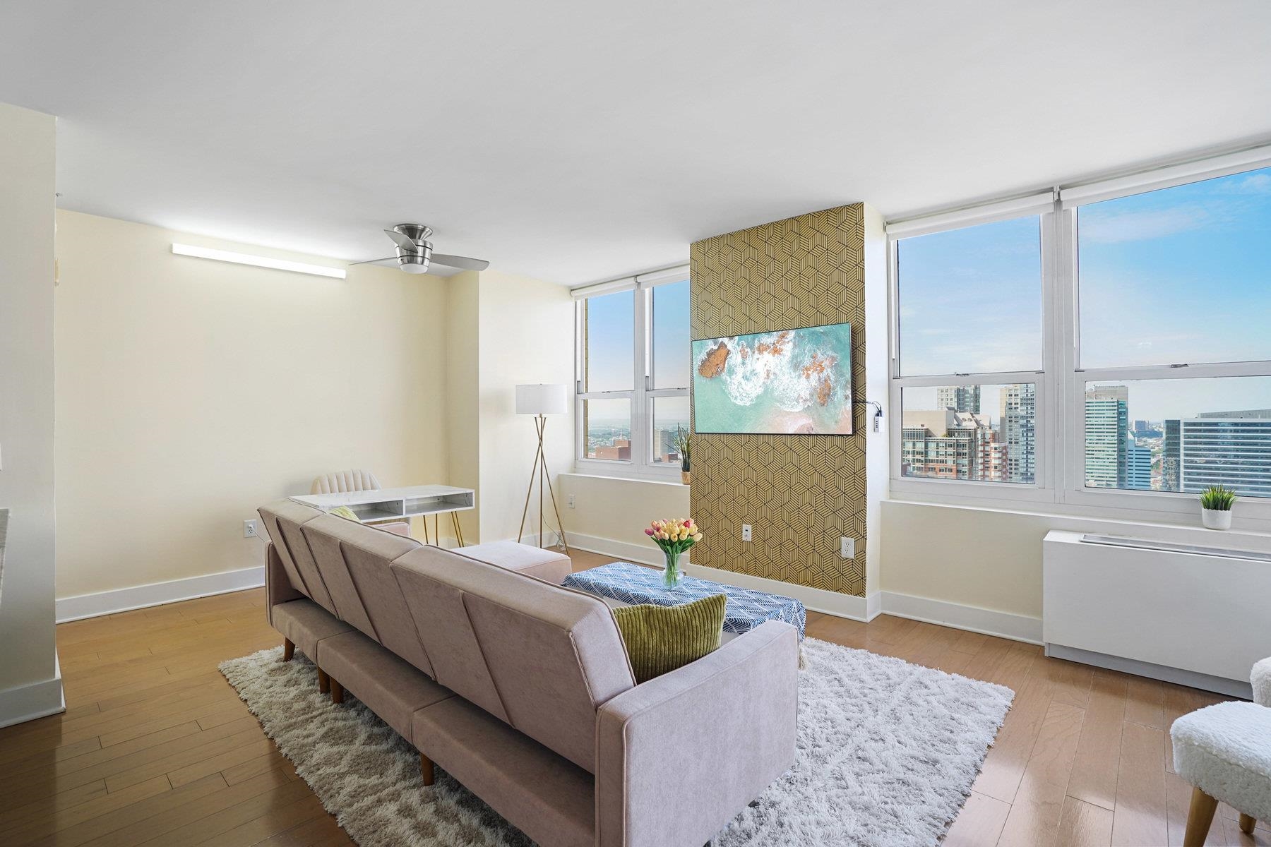 88 MORGAN ST Unit: 4402