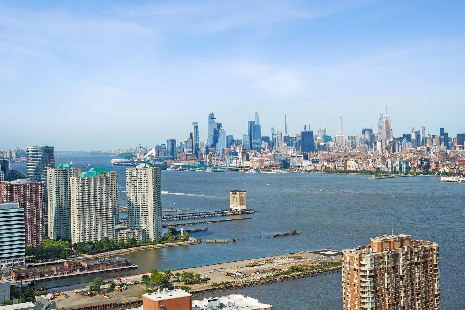 88 MORGAN ST Unit: 4402